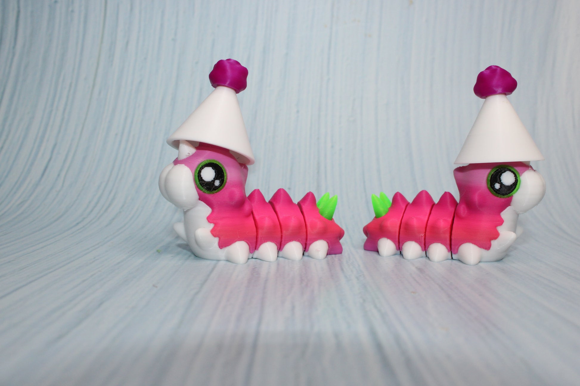 Party Worm 3d printed 2.5"-2 worms included - Wonderland 3D Printing 