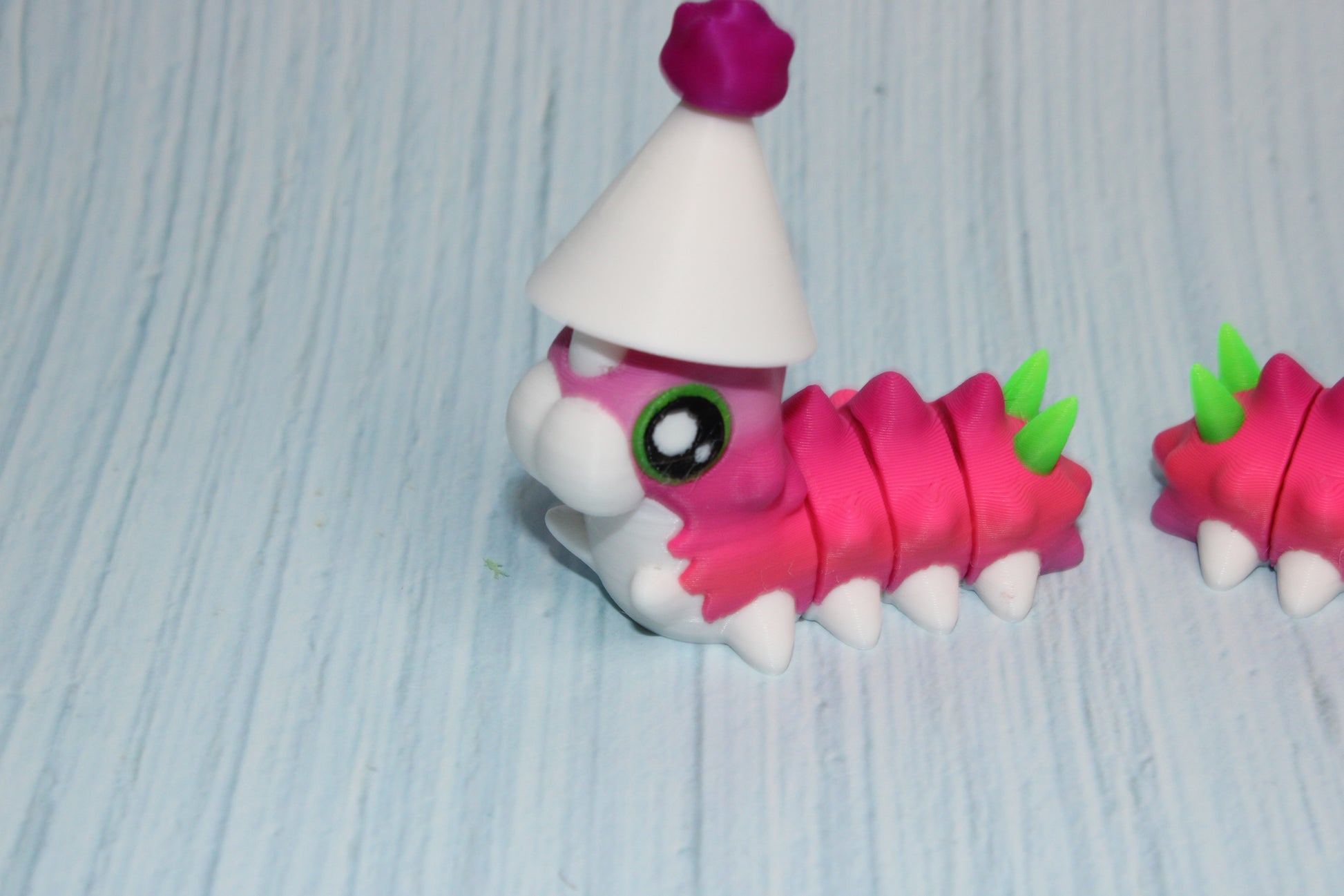 Party Worm 3d printed 2.5"-2 worms included - Wonderland 3D Printing 