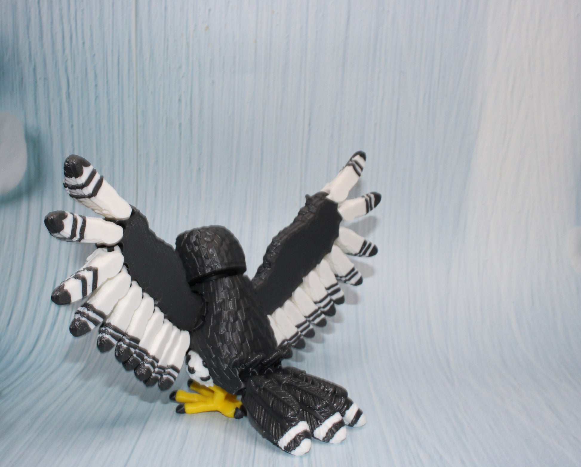 Falcon  or Crow 3D Printed Articulated Flexi Fidget Figurine - Wonderland 3D Printing 