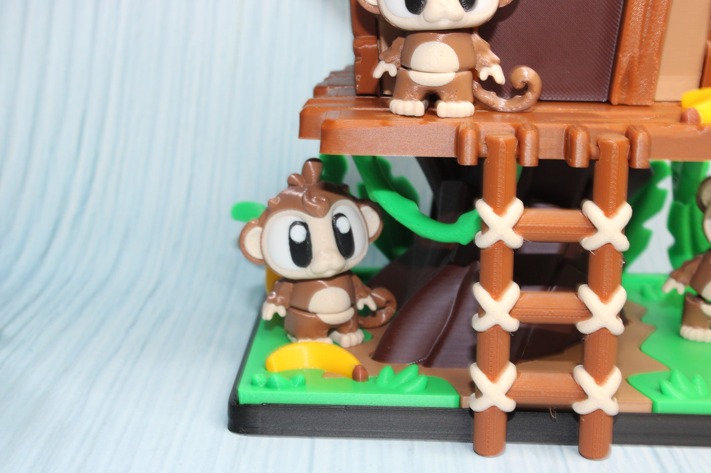Flexi Monkeys and Playhouse Showcase-3D Printed Flexi Fidget- Comes with 3 Monkeys - Wonderland 3D Printing 