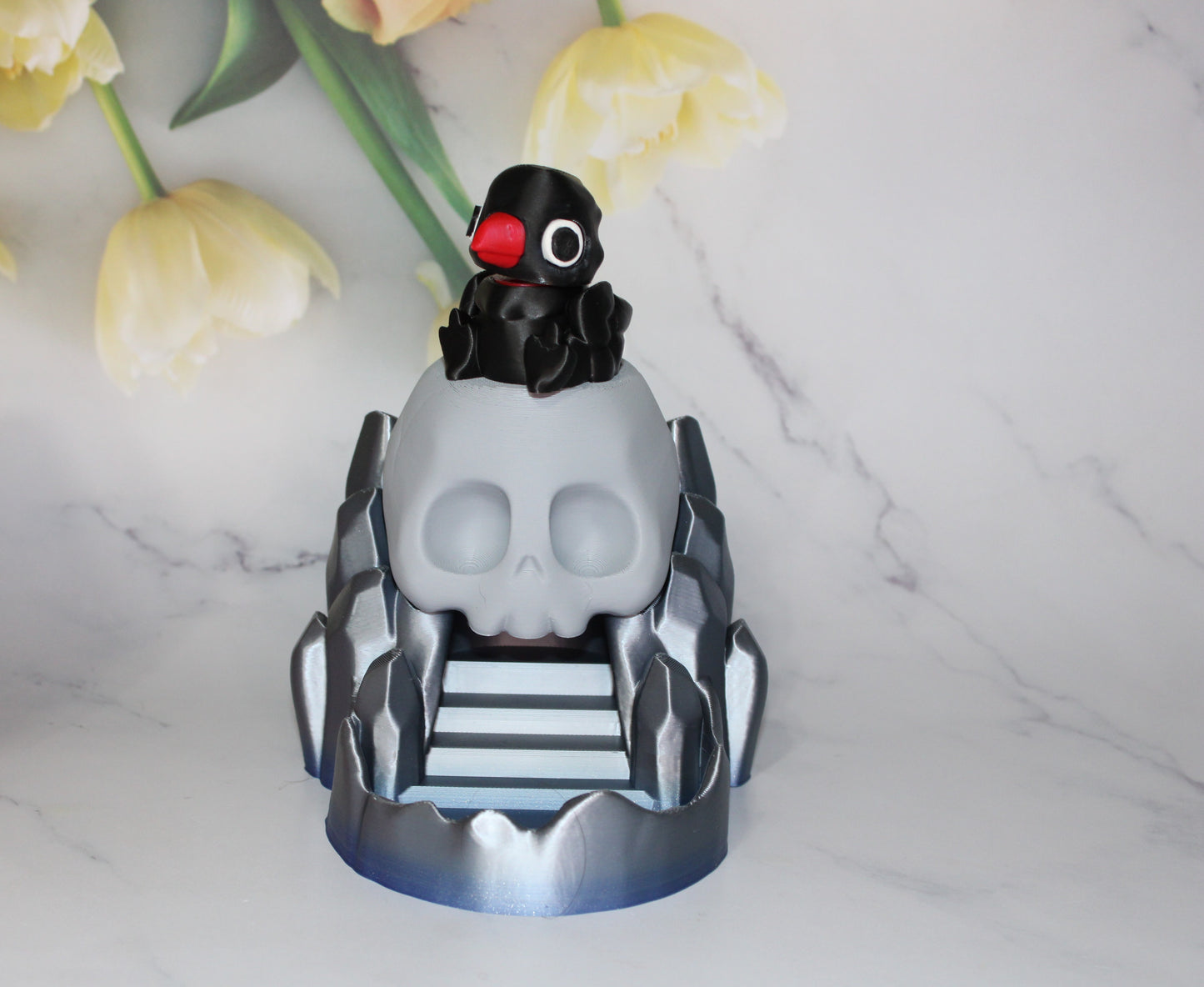 Skull Dice Tower with Crow Slider- Articulated Flexi 3d Printed Figurine-Magnetic