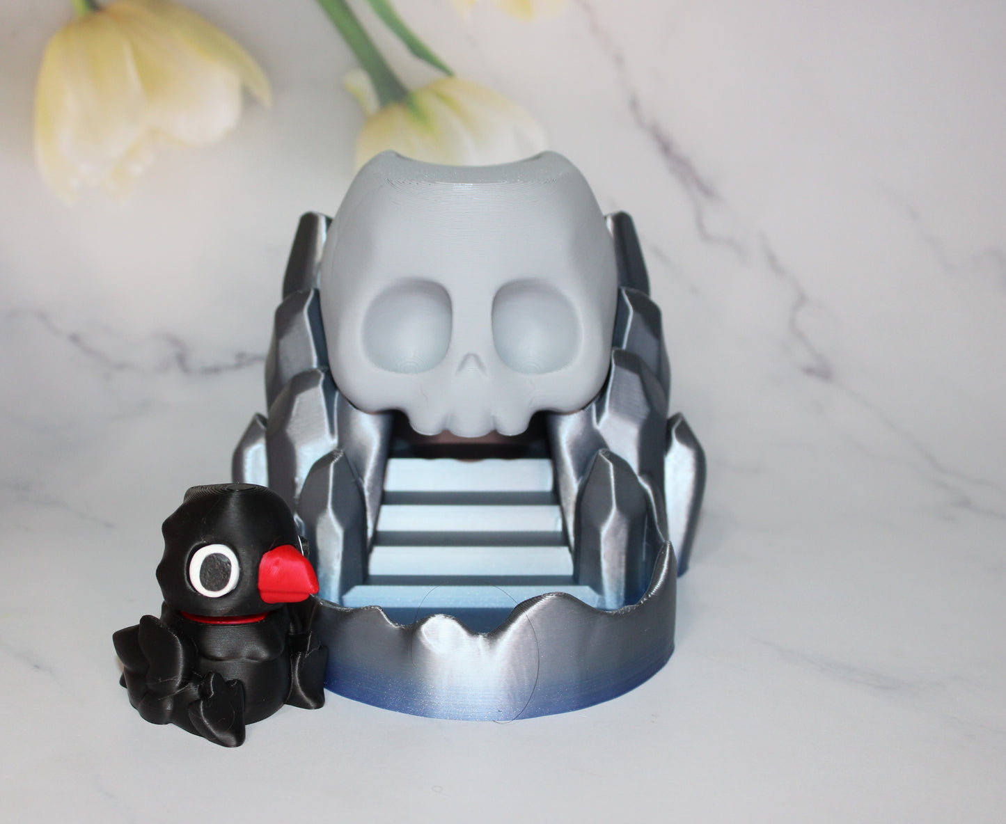 Skull Dice Tower with Crow Slider- Articulated Flexi 3d Printed Figurine-Magnetic