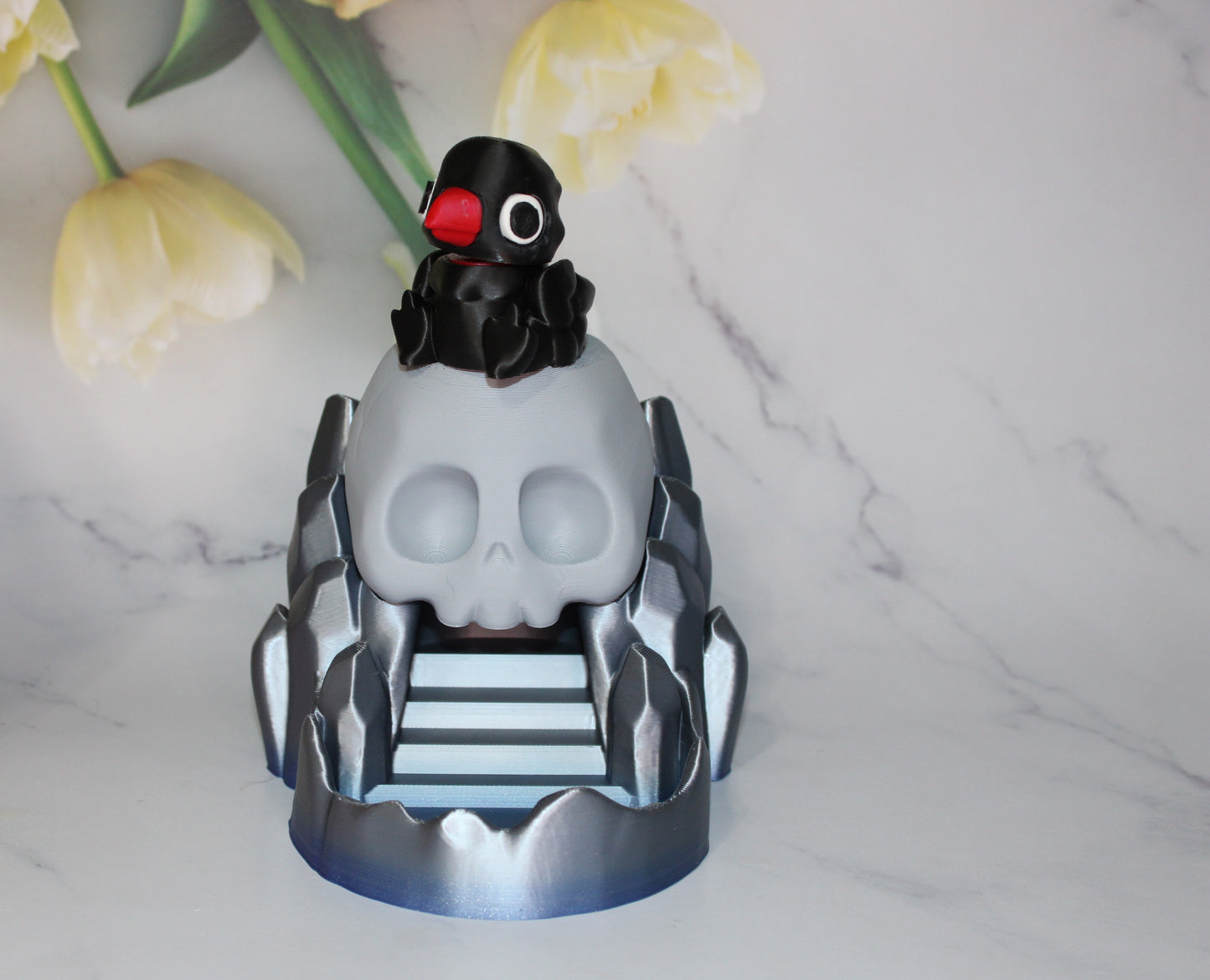 Skull Dice Tower with Crow Slider- Articulated Flexi 3d Printed Figurine-Magnetic