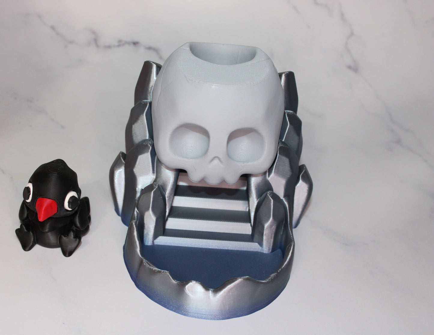Skull Dice Tower with Crow Slider- Articulated Flexi 3d Printed Figurine-Magnetic