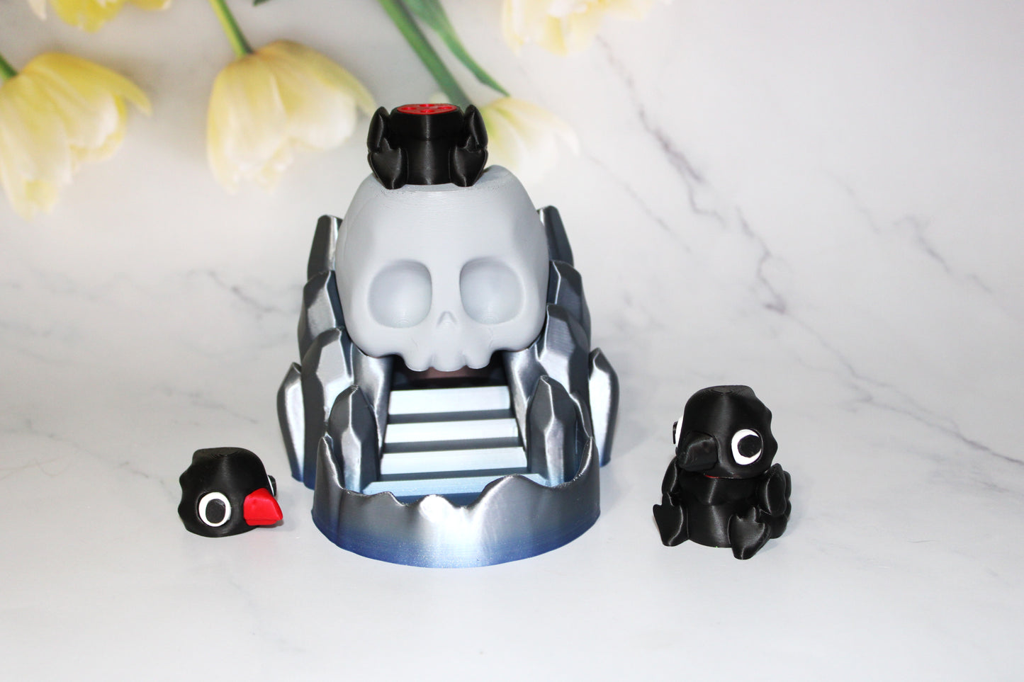 Skull Dice Tower with Crow Slider- Articulated Flexi 3d Printed Figurine-Magnetic