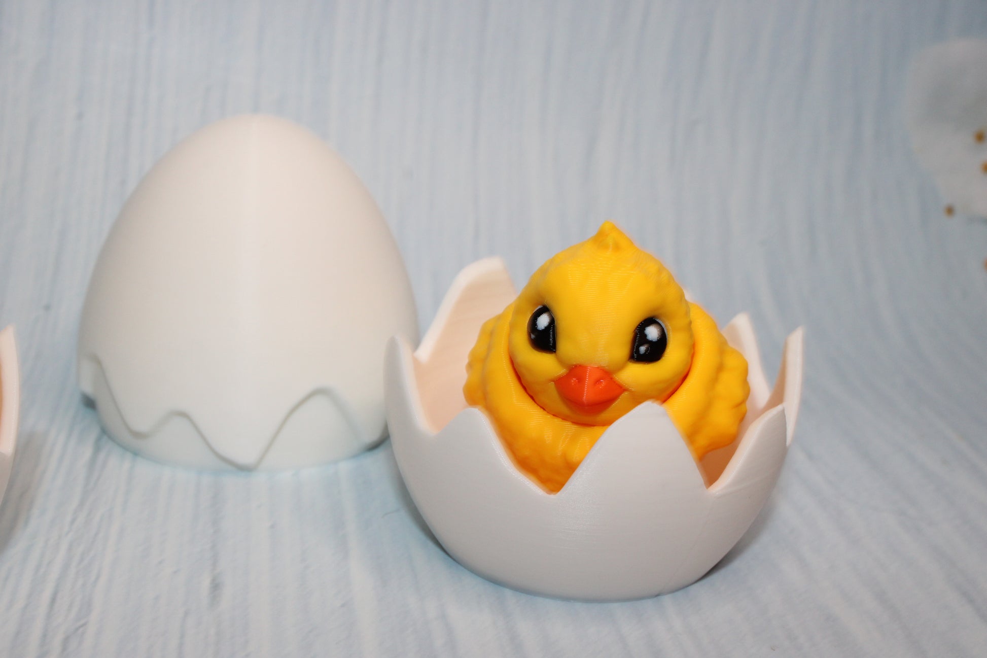 Baby Chick with Egg - Wonderland 3D Printing 