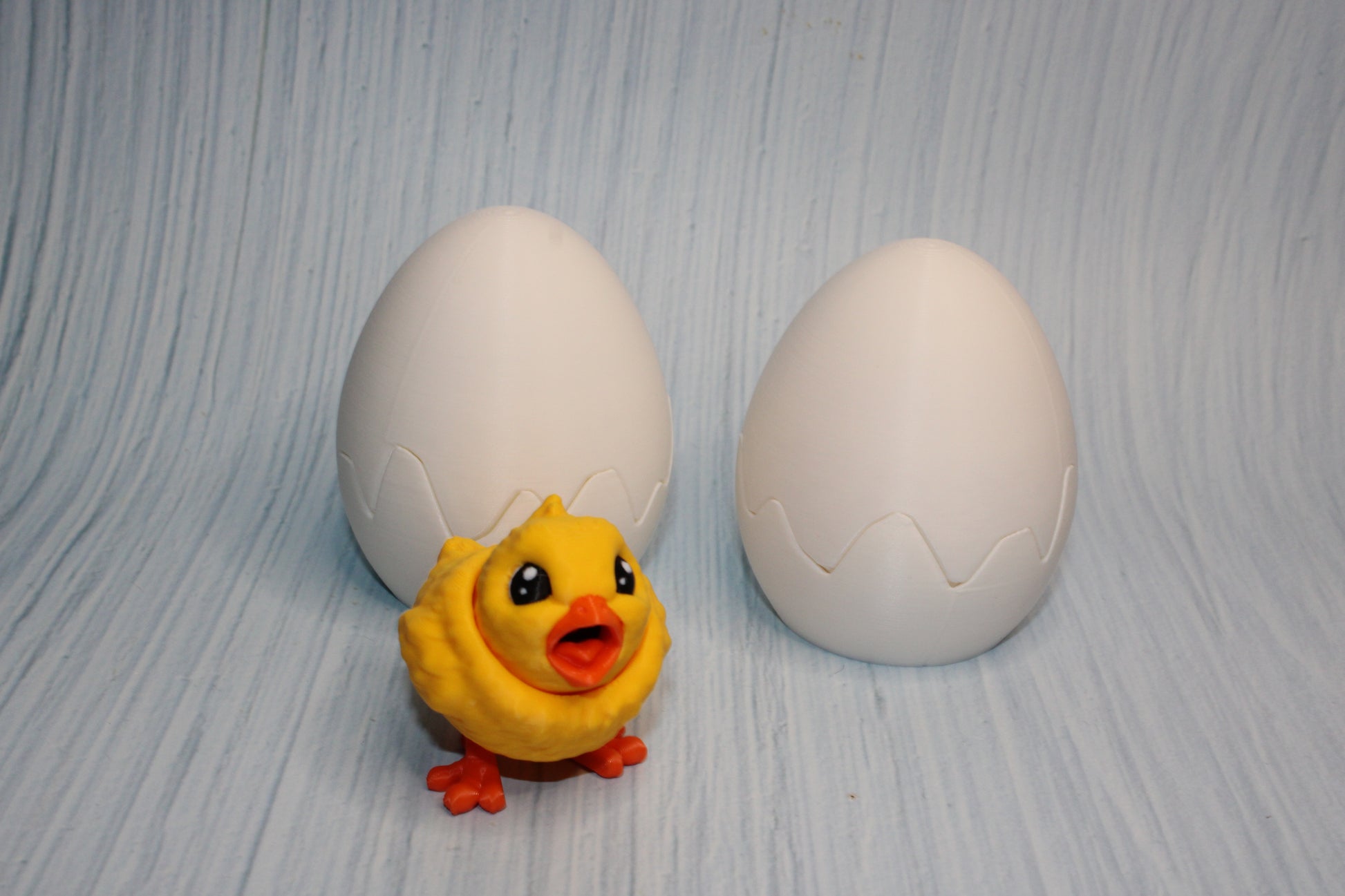 Baby Chick with Egg - Wonderland 3D Printing 