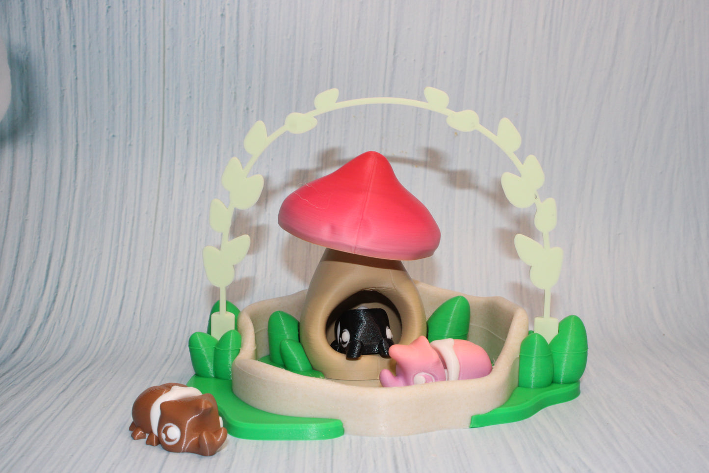 Woodland Beetle Mushroom Playset comes with 3 beetles - Wonderland 3D Printing 