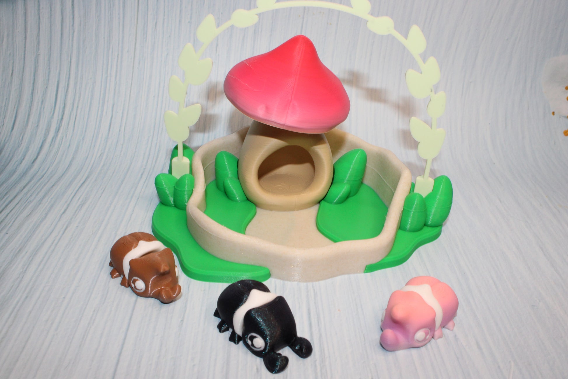 Woodland Beetle Mushroom Playset comes with 3 beetles - Wonderland 3D Printing 
