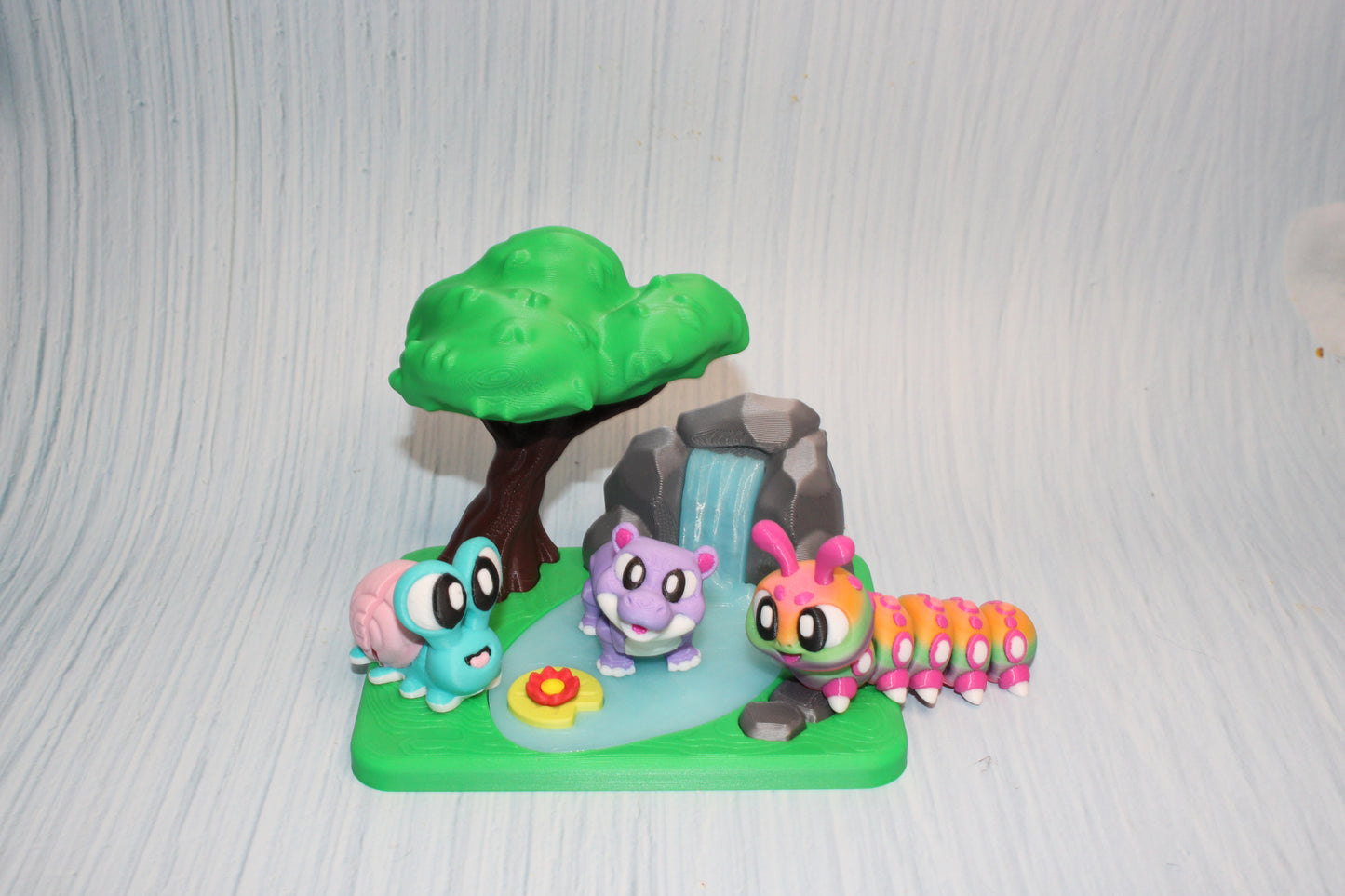 Waterfall Playset comes with Rhino Caterpillar and Snail - Wonderland 3D Printing 