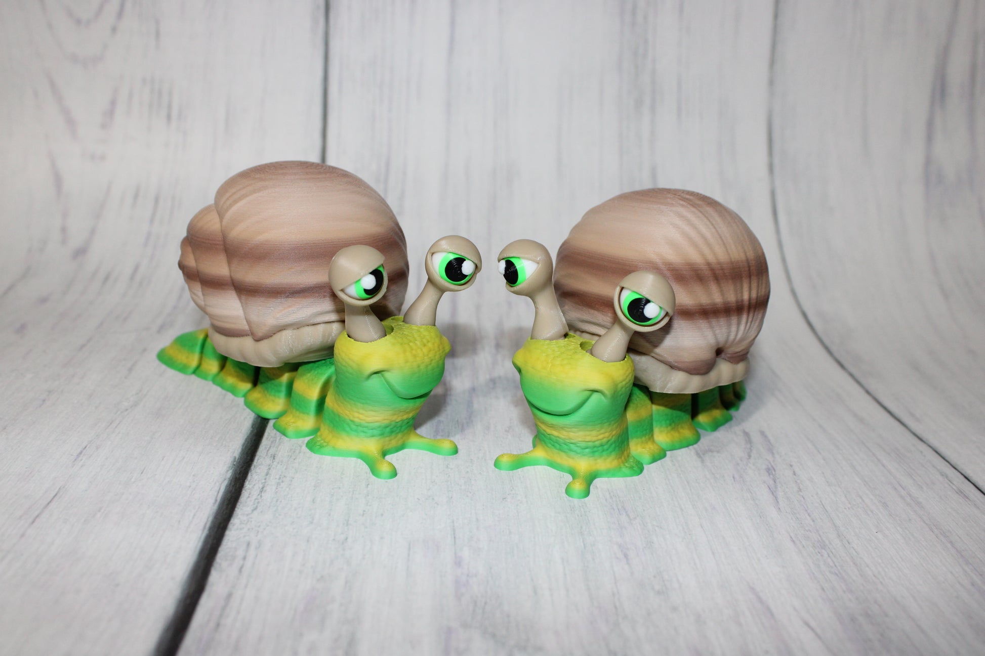 Flexi Snail 5 inches long by 3 inches Tall 3D Printed Articulated Flexi Fidget Figurine - Wonderland 3D Printing 