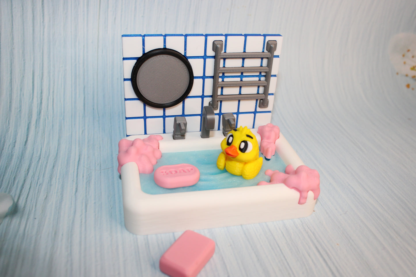 3D Printed Ducky Bathtub Toy, Cute Mini Duck Bath Scene, Desk Decor, Gift for Kids & Adults, Kawaii Bathroom Decor, Collectible Figurine - Wonderland 3D Printing 