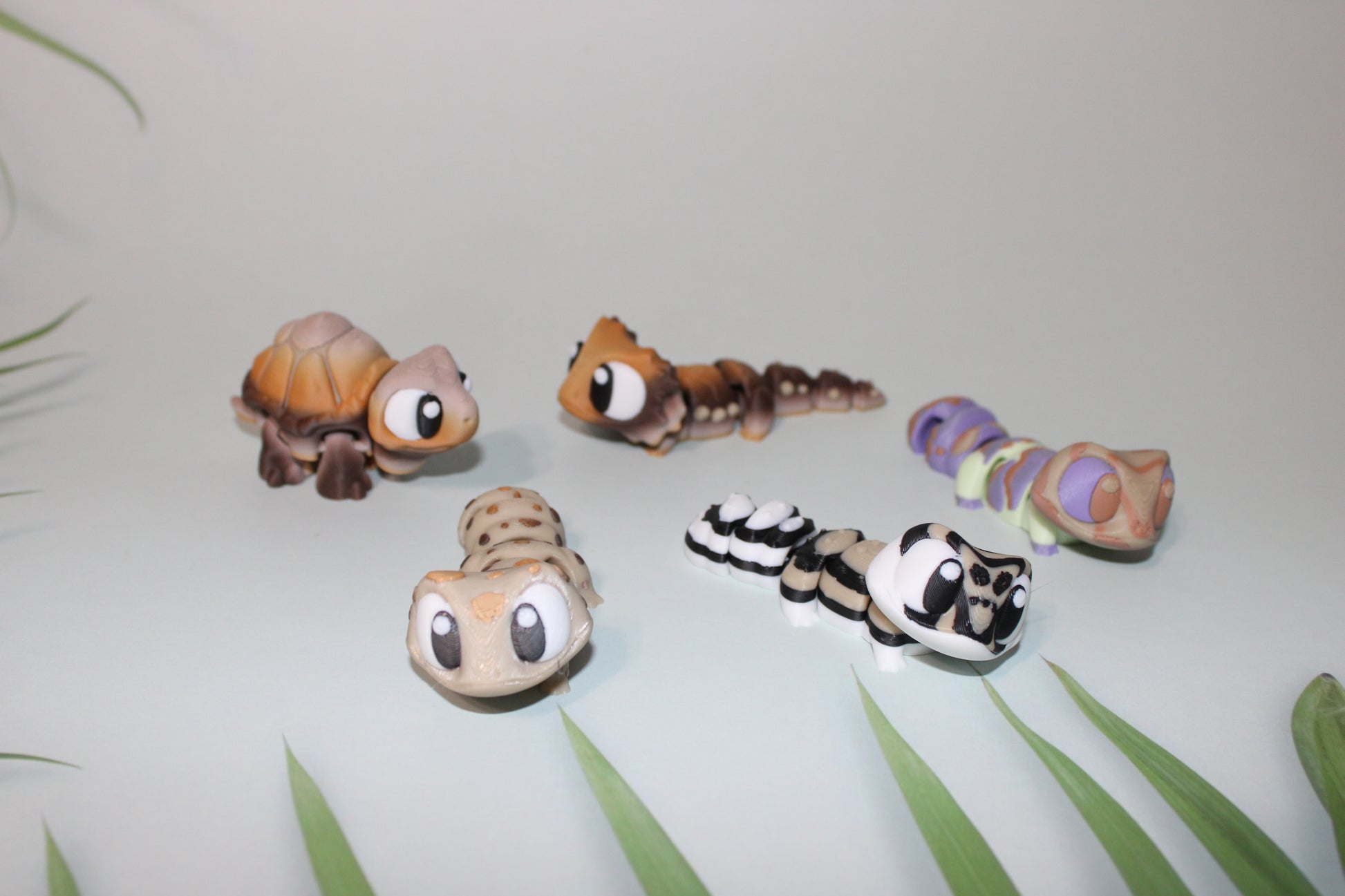 Reptile Enclosure Set Includes 1 Bearded Dragon, 1 Tortoise and 3 Geckos-3D Printed Flexi Fidget Toy - Great Gift Idea. - Wonderland 3D Printing 