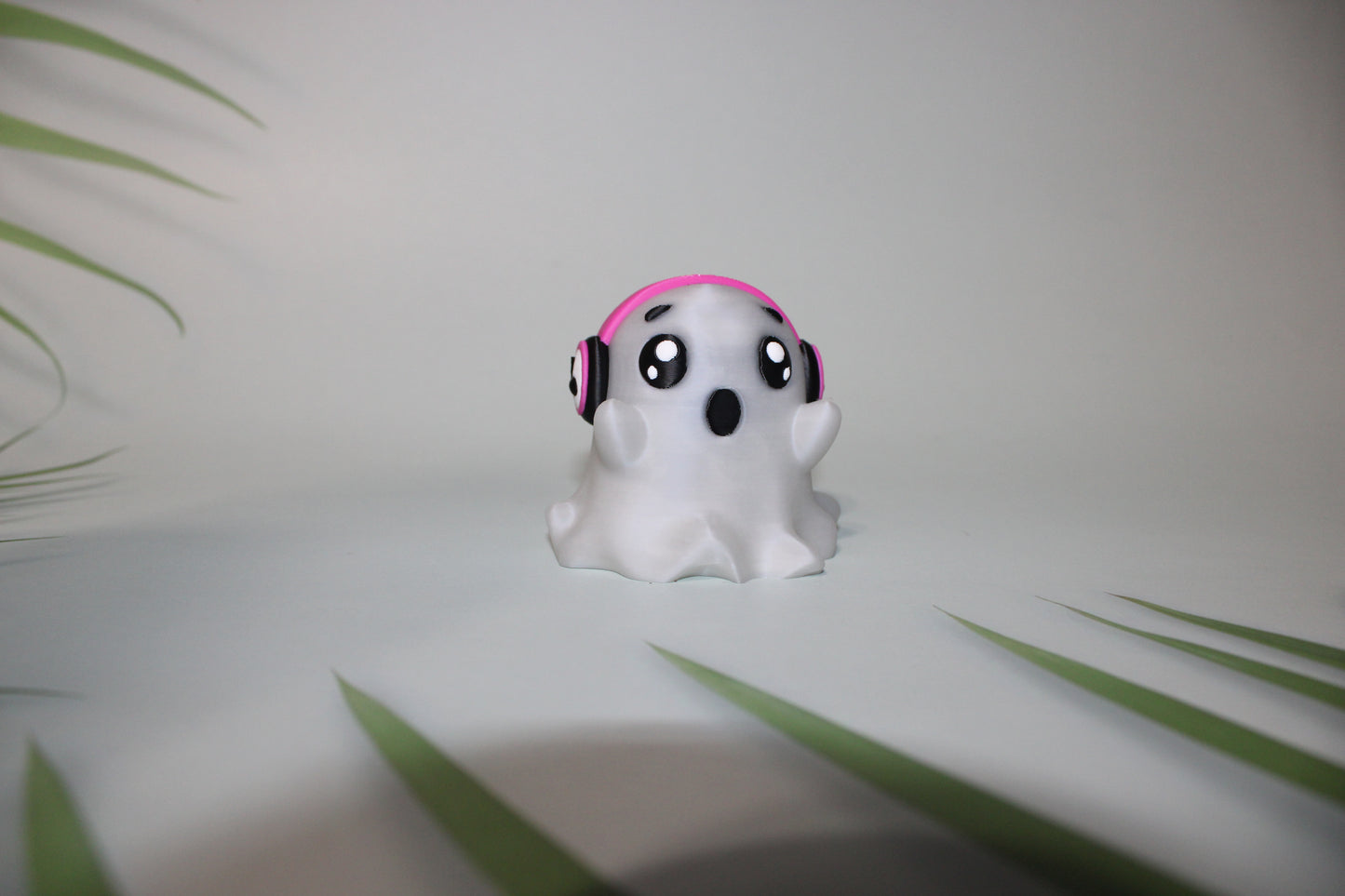 Cutie Ghost glows in the dark with headphones 2.5 inches Tall-Full Color 3D Printed Figurine Toy - Wonderland 3D Printing 