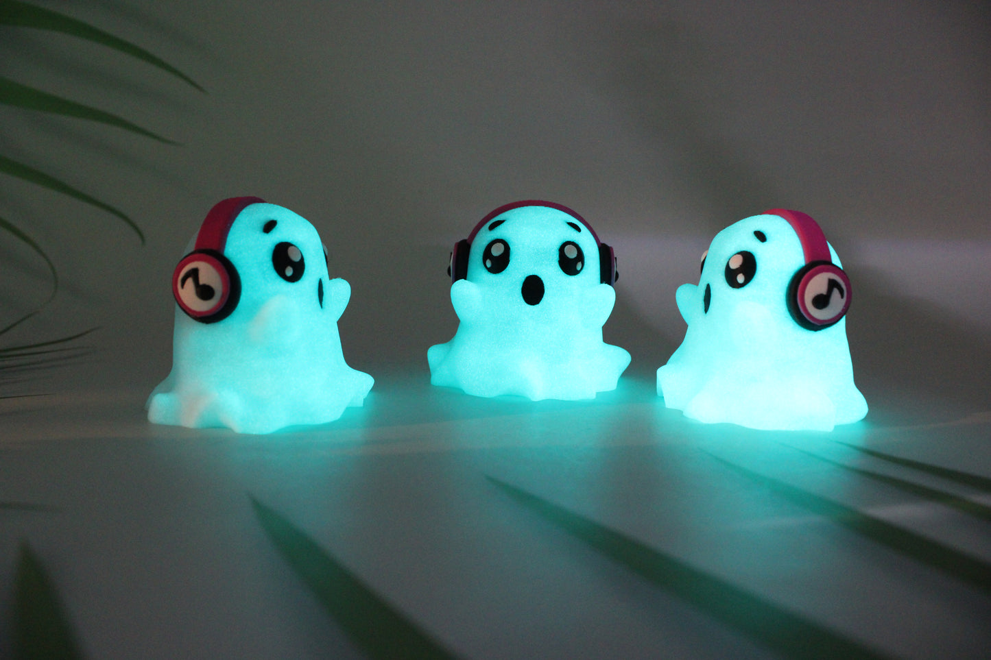 Cutie Ghost glows in the dark with headphones 2.5 inches Tall-Full Color 3D Printed Figurine Toy - Wonderland 3D Printing 