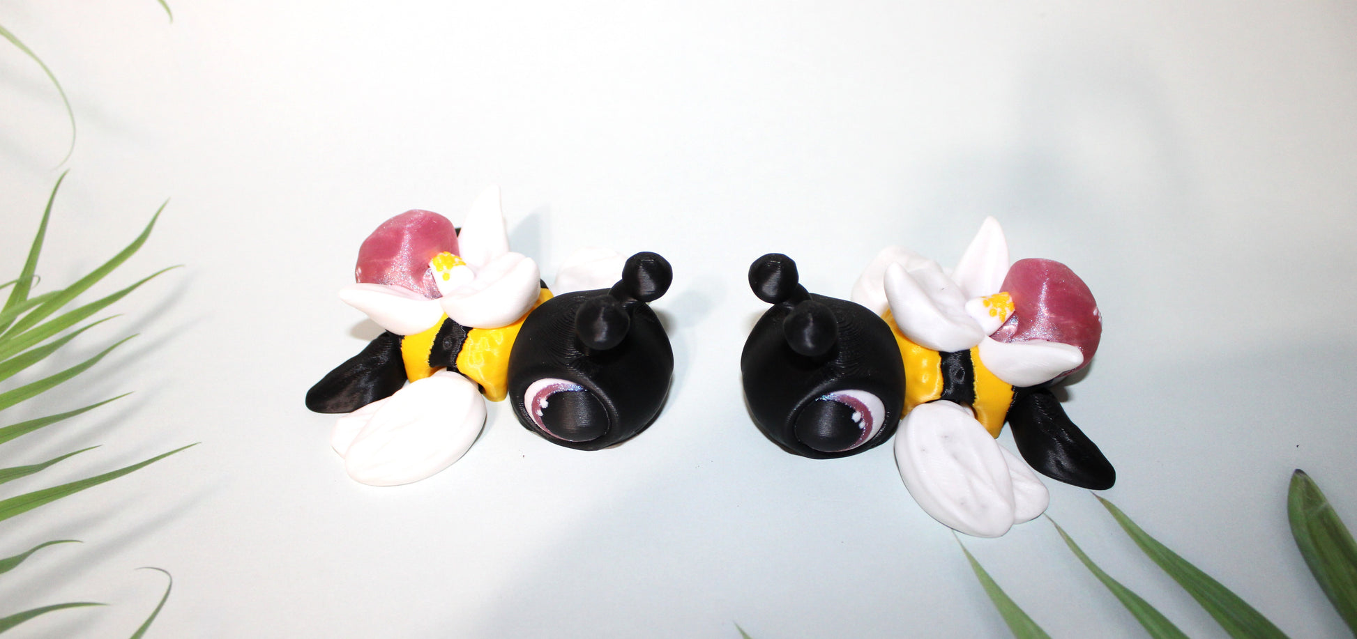 Lady Slipper Bee Turtle Minnesota State Flower- 3.5 in-Full Color 3D Printed Articulated Fidget Toy - Wonderland 3D Printing 