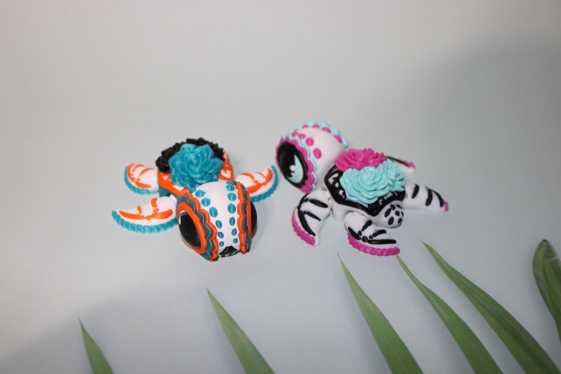 Day of the Dead -Día de Muertos Turtle-3.25 inches- Full Color 3D Printed Articulated Fidget Toy - Wonderland 3D Printing 