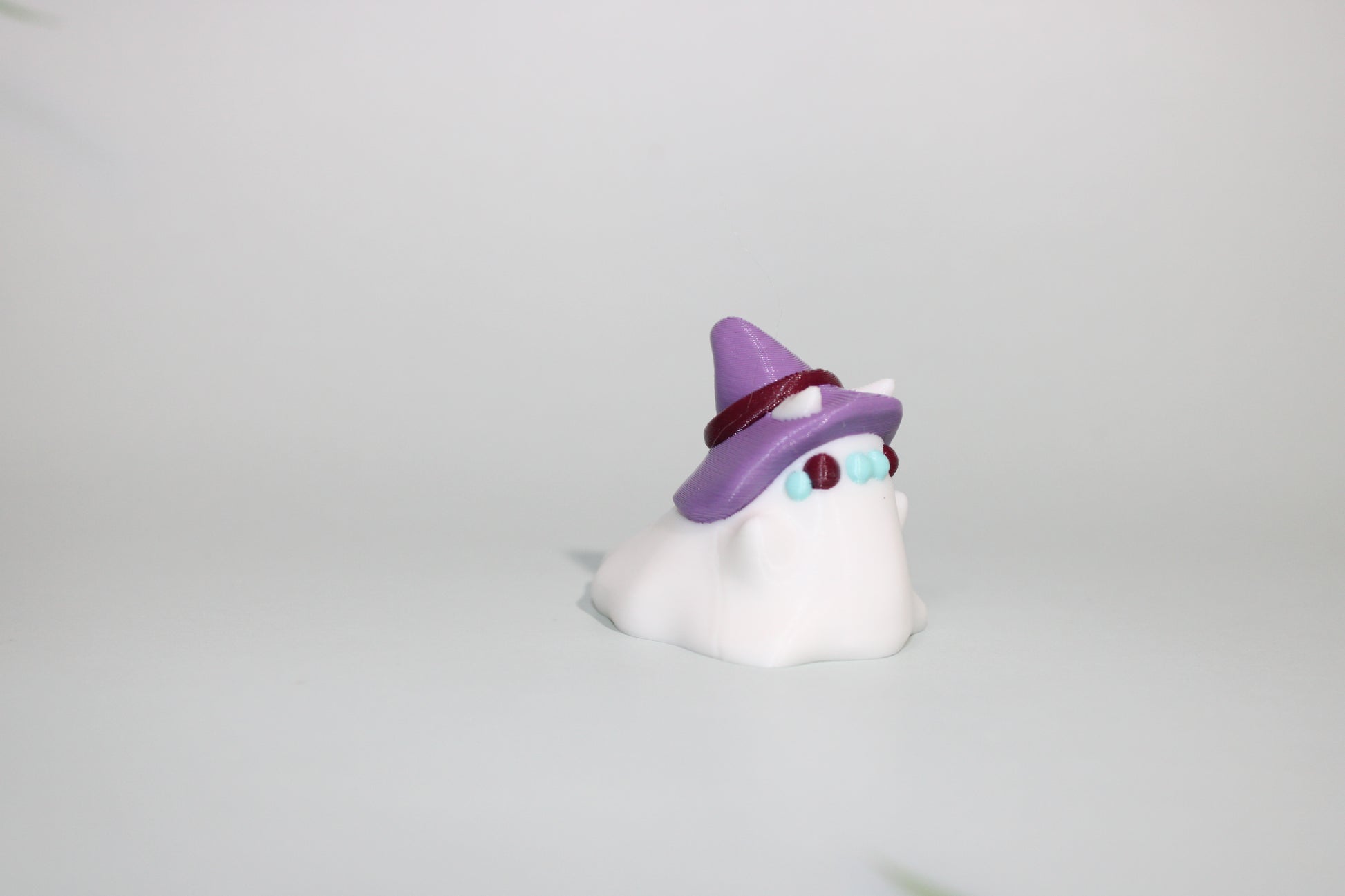 Ghostly Snail with Grass Box Container Options:3D Printed  Fidget Toy - Wonderland 3D Printing 