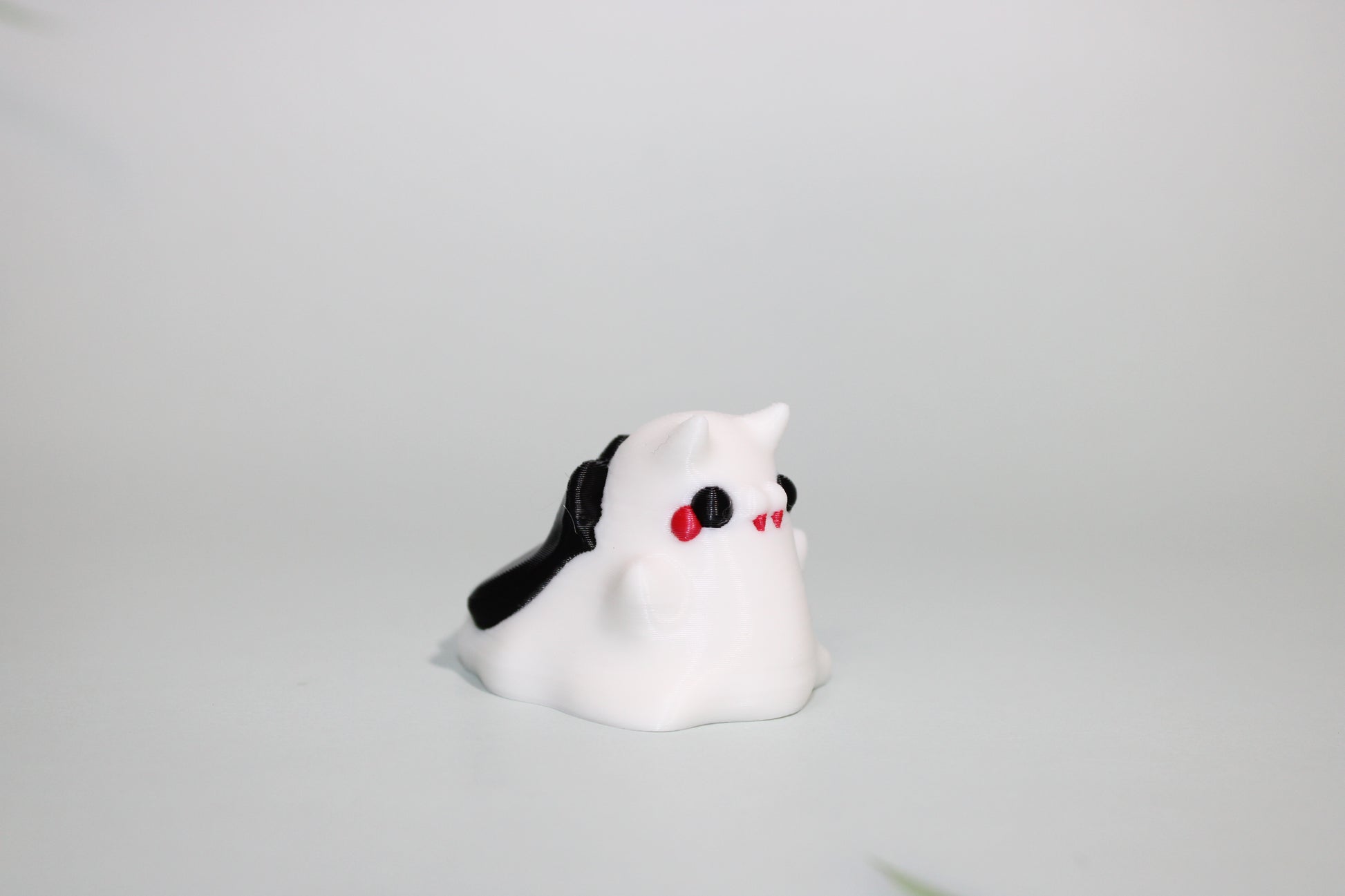 Ghostly Snail with Grass Box Container Options:3D Printed  Fidget Toy - Wonderland 3D Printing 
