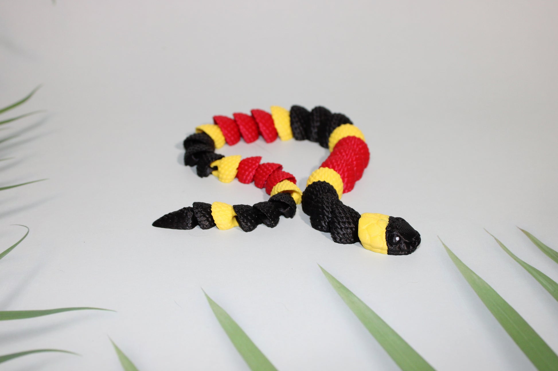 Coral Snake 3D Printed Articulated Figurine Fidget Toy - Wonderland 3D Printing 