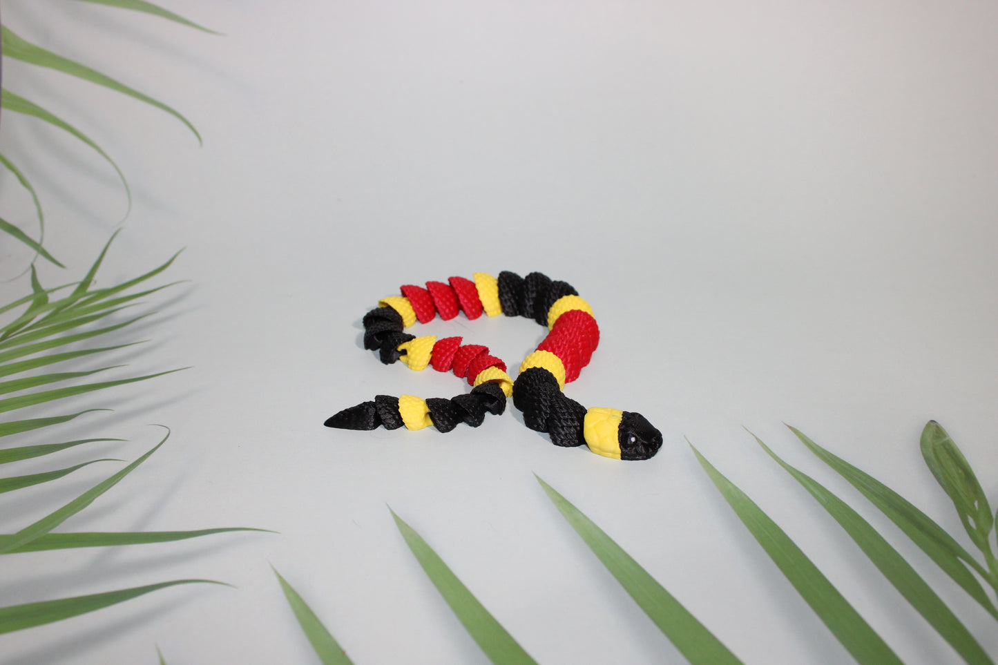 Coral Snake 3D Printed Articulated Figurine Fidget Toy - Wonderland 3D Printing 