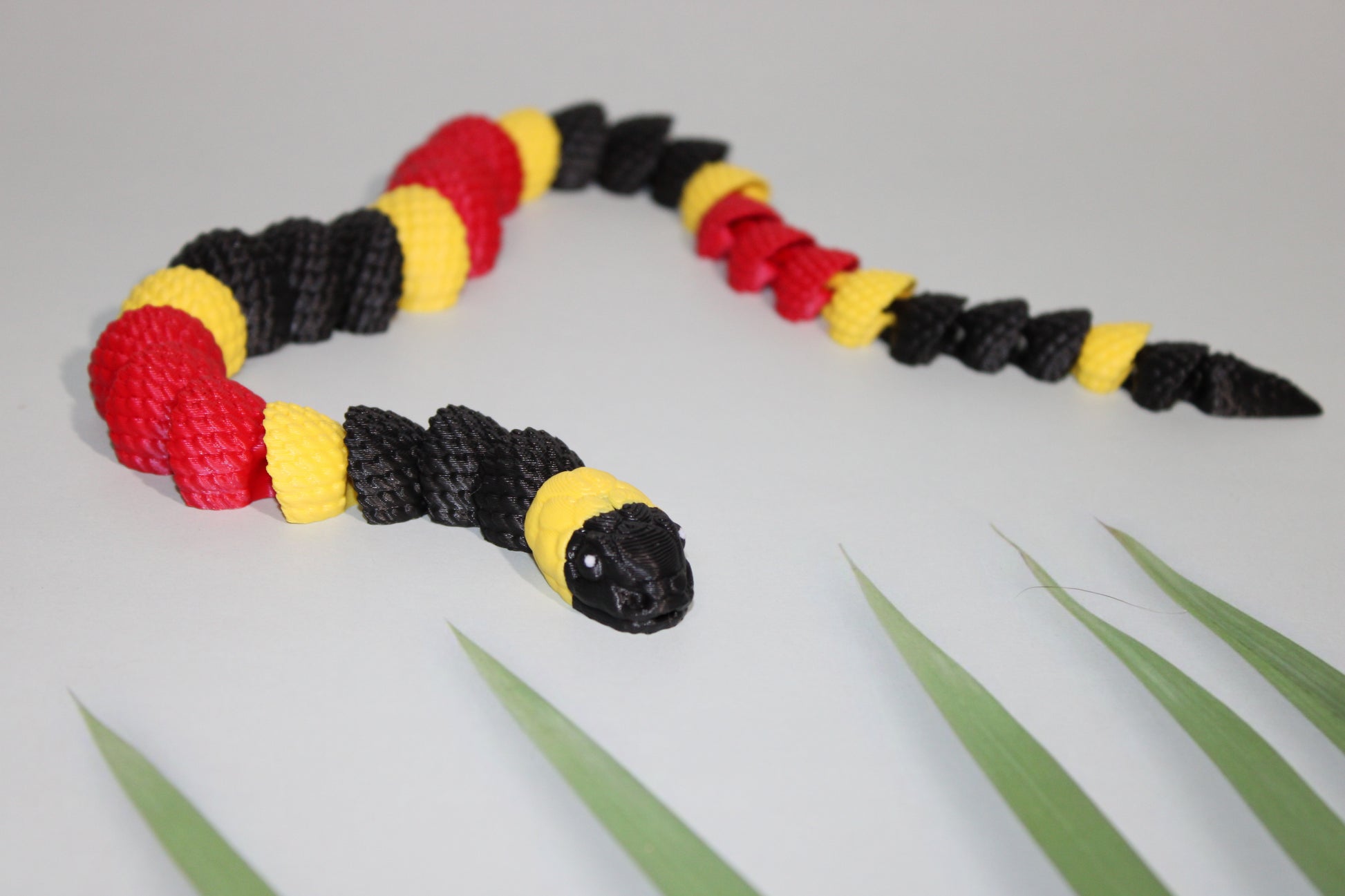 Coral Snake 3D Printed Articulated Figurine Fidget Toy - Wonderland 3D Printing 