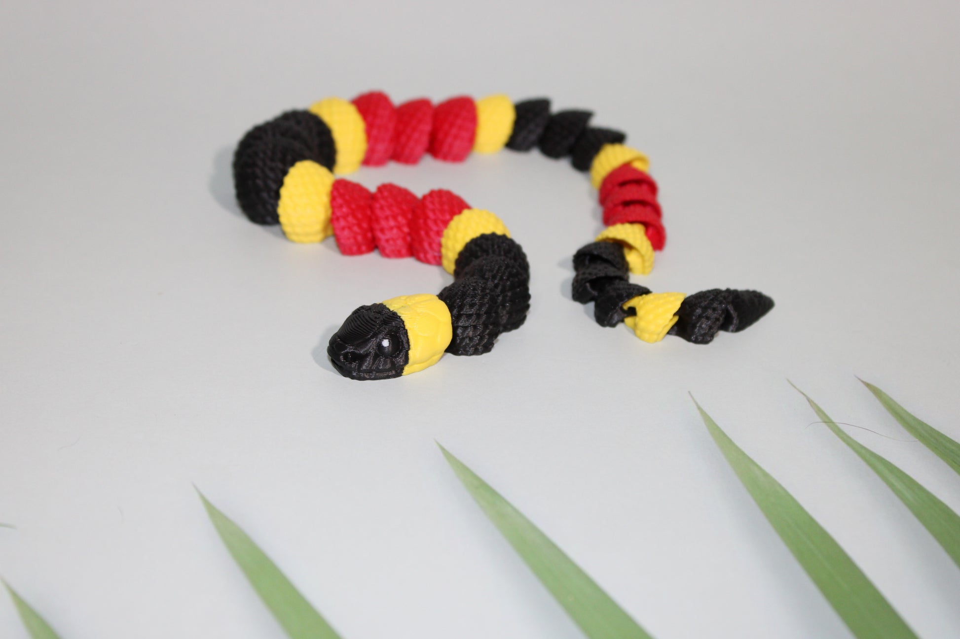 Coral Snake 3D Printed Articulated Figurine Fidget Toy - Wonderland 3D Printing 