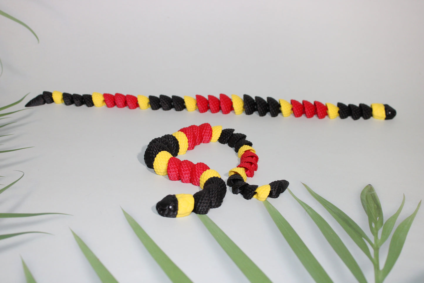 Coral Snake 3D Printed Articulated Figurine Fidget Toy - Wonderland 3D Printing 