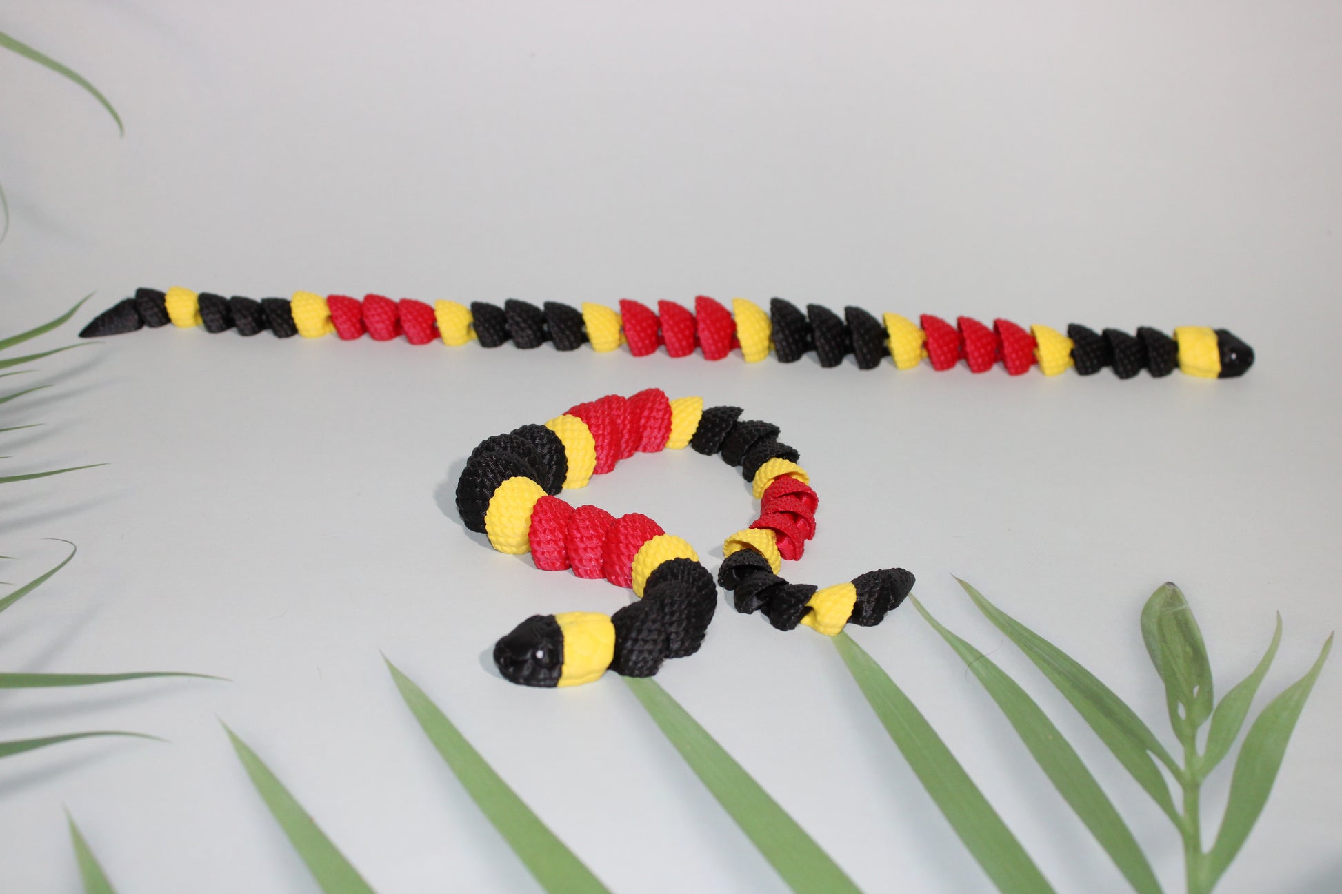 Coral Snake 3D Printed Articulated Figurine Fidget Toy - Wonderland 3D Printing 