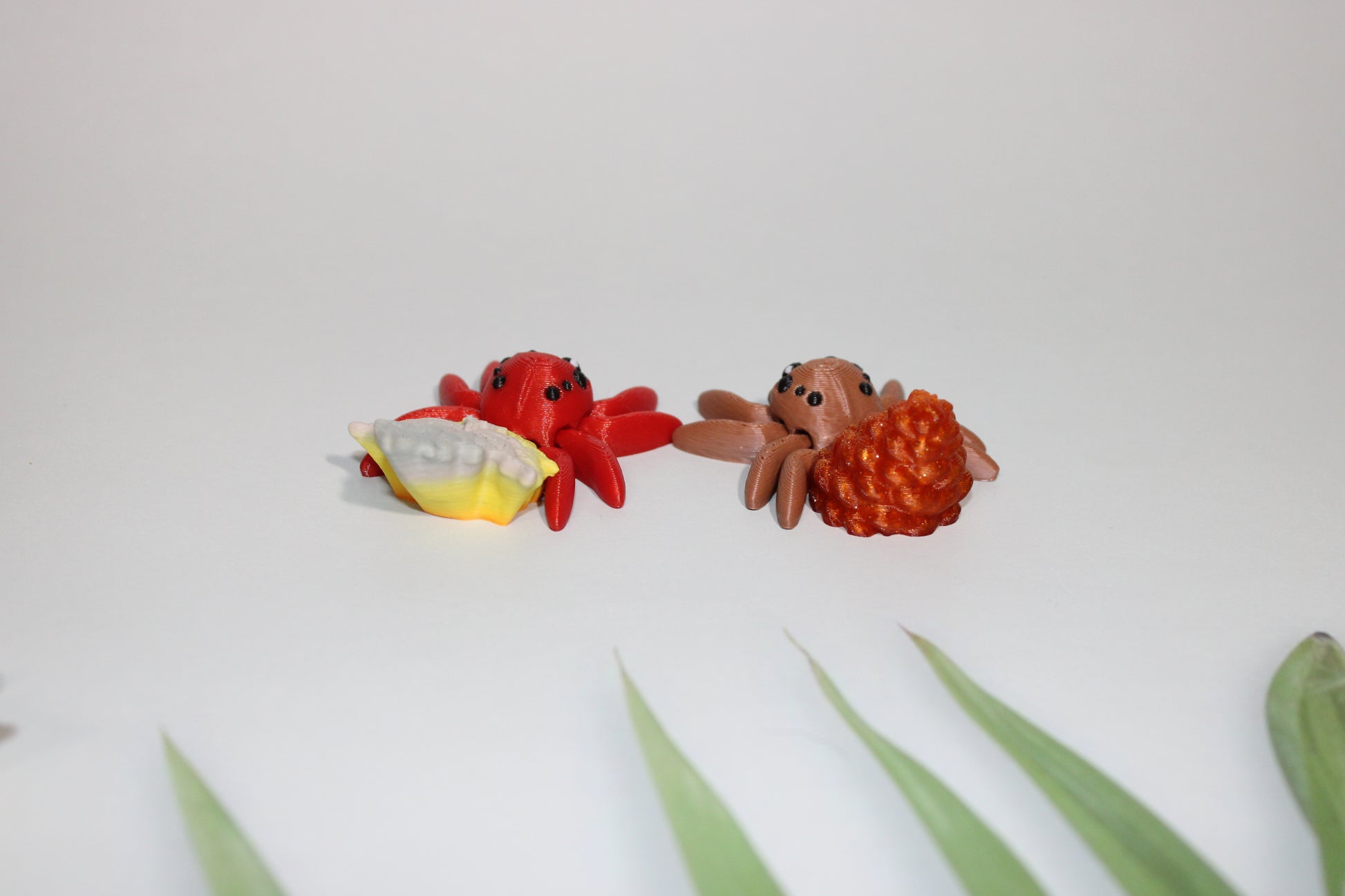 Fall Spiders  3D Printed Articulated Flexi Fidget - Wonderland 3D Printing 