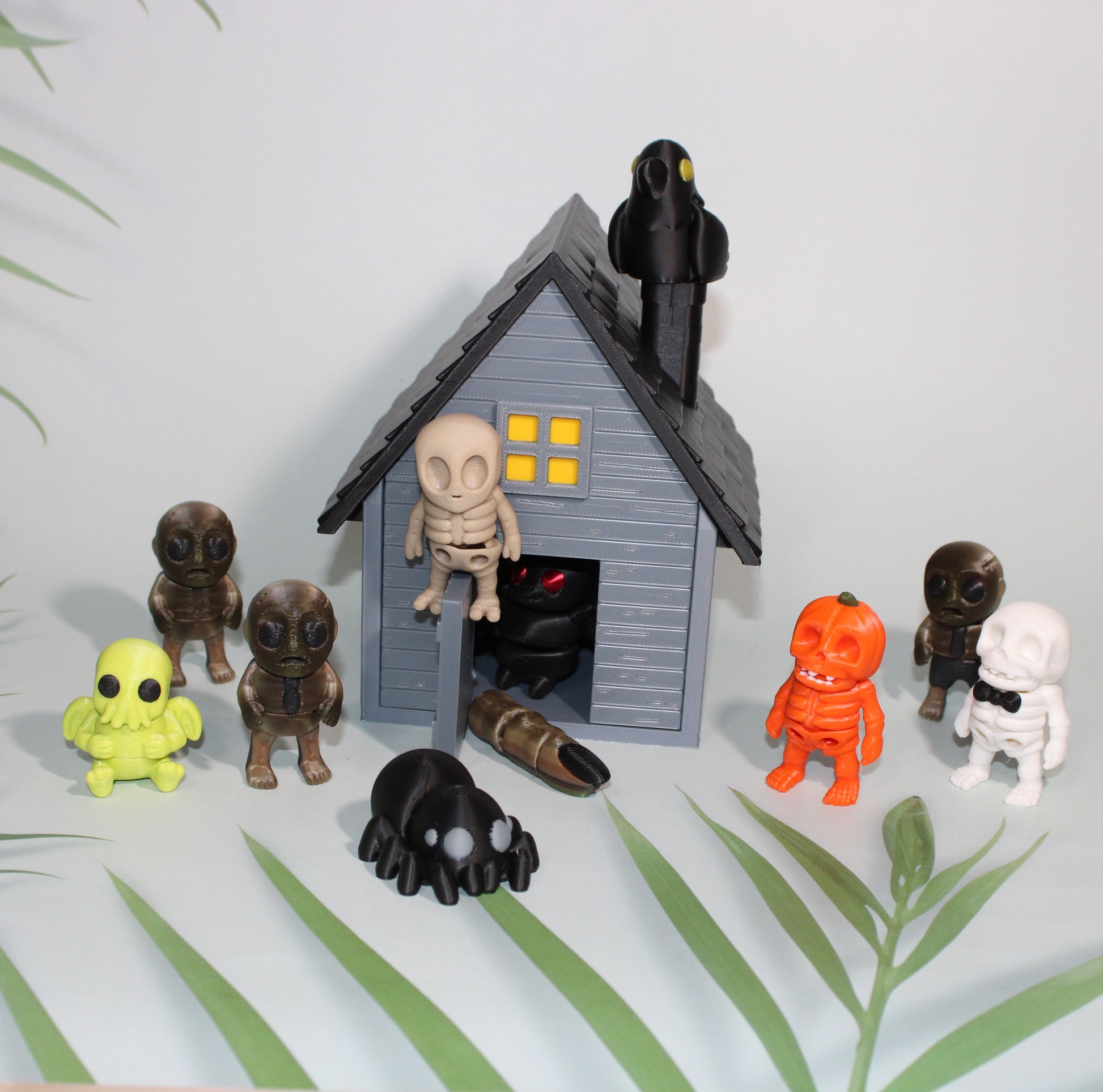 Haunted House Showcase Container with 11 Mini Flexi Toys-3D Printed Articulated Fidget - Wonderland 3D Printing 