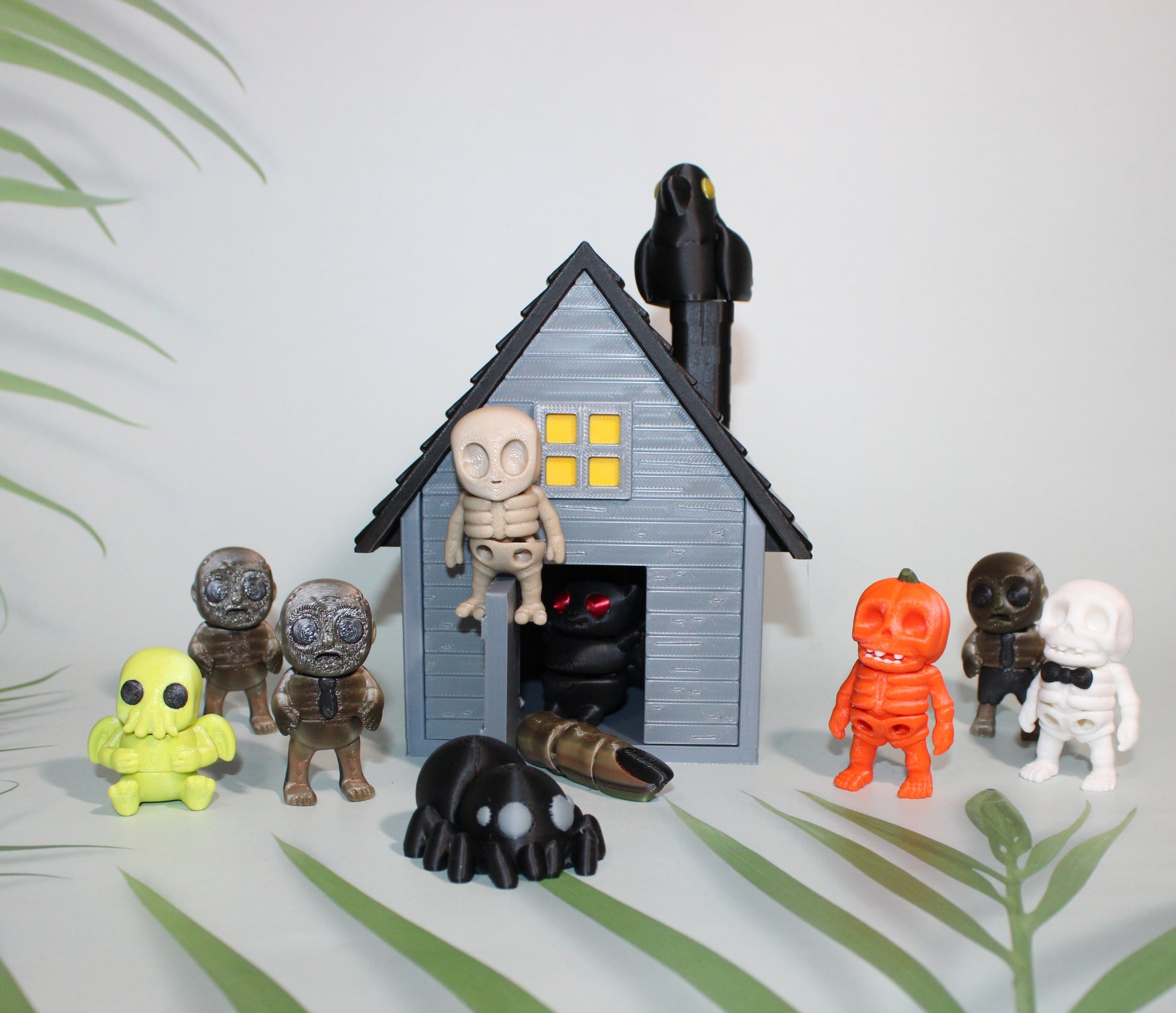 Haunted House Showcase Container with 11 Mini Flexi Toys-3D Printed Articulated Fidget - Wonderland 3D Printing 