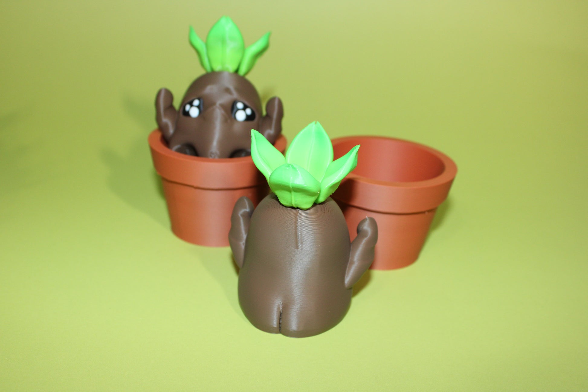Root Baby in Pot4.25 in Tall: 3D Printed Fidget Toy - Wonderland 3D Printing 
