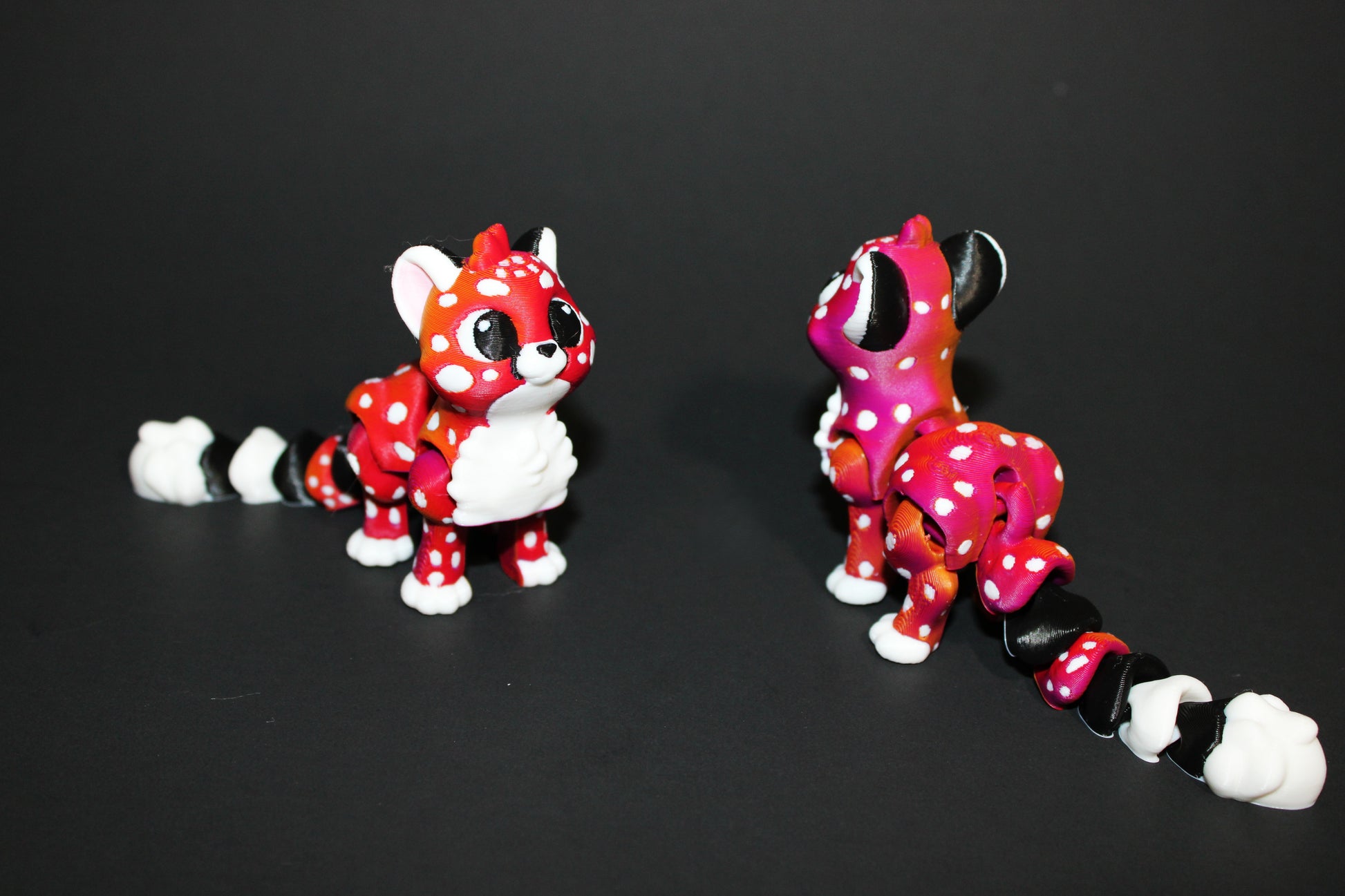 2 Cheetahs with Acacia Tree-Articulated Flexi Fidget Full Color 3D Printed Toy-3 inches tall - Wonderland 3D Printing 