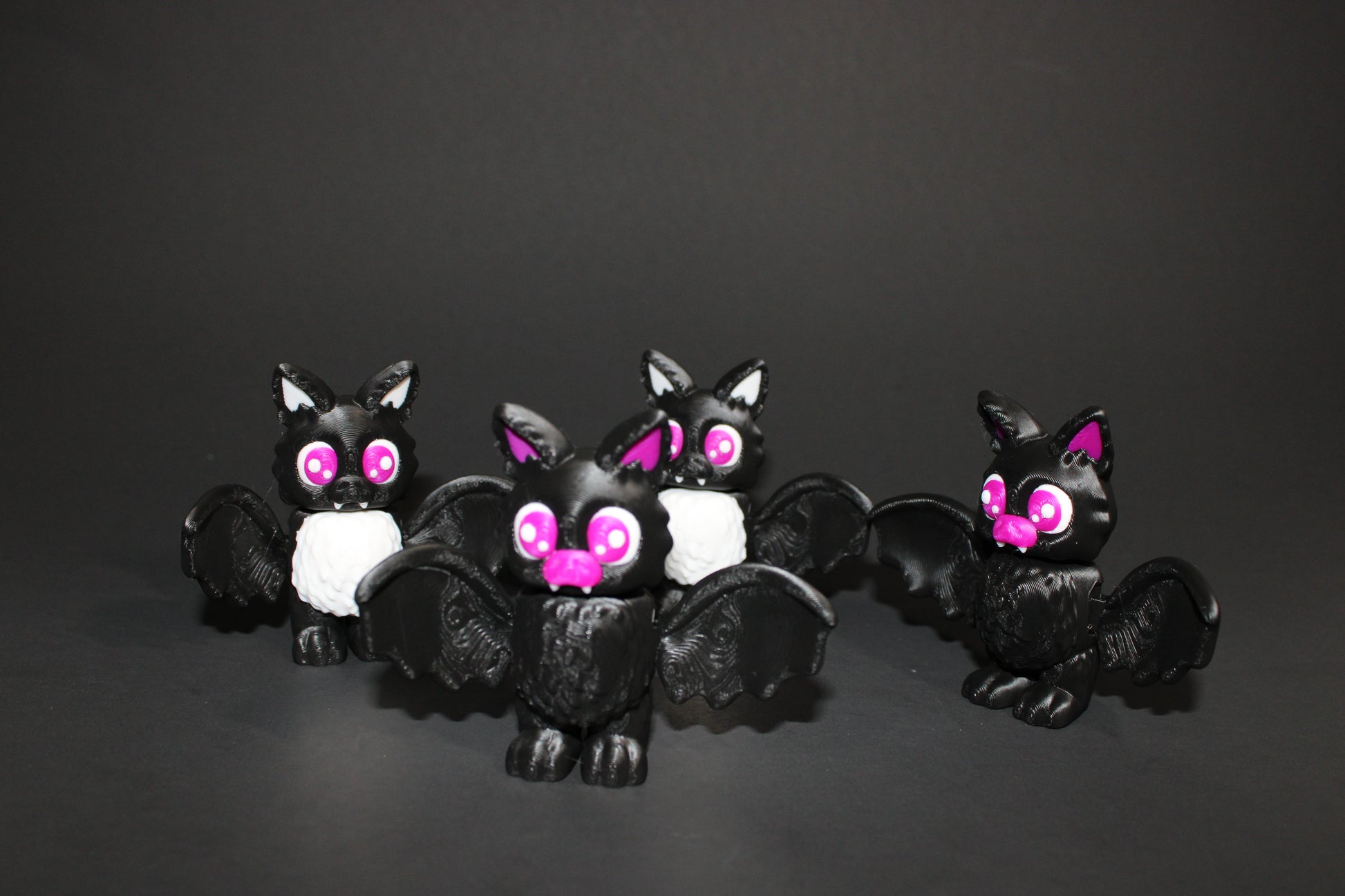 Floofy Kawaii  Bat 3 inches tall- 3D Printed Articulated Flexi Fidget toy - Wonderland 3D Printing 