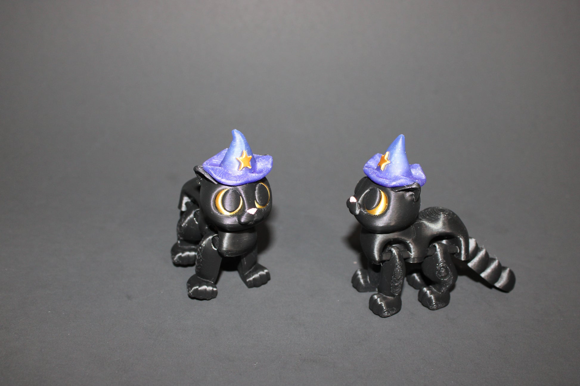 Witch Kitty 3.5 inches Tall-Flexi Fidget 3D Printed Figurine - Wonderland 3D Printing 