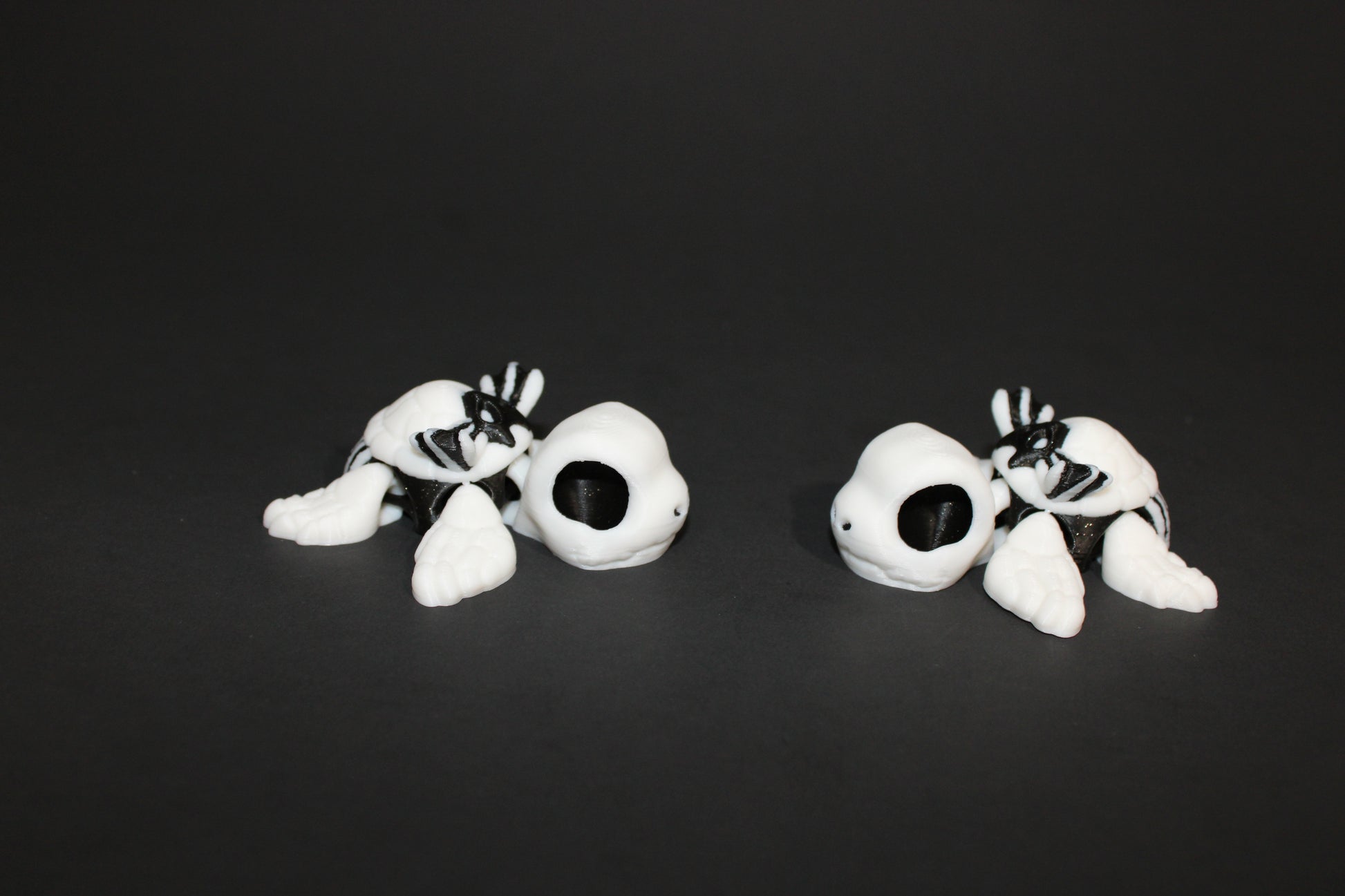 Halloween Turtles - 3D Printed Articulated Flexi Fidget Figurine: 3D Printed Fidget Toy - Wonderland 3D Printing 