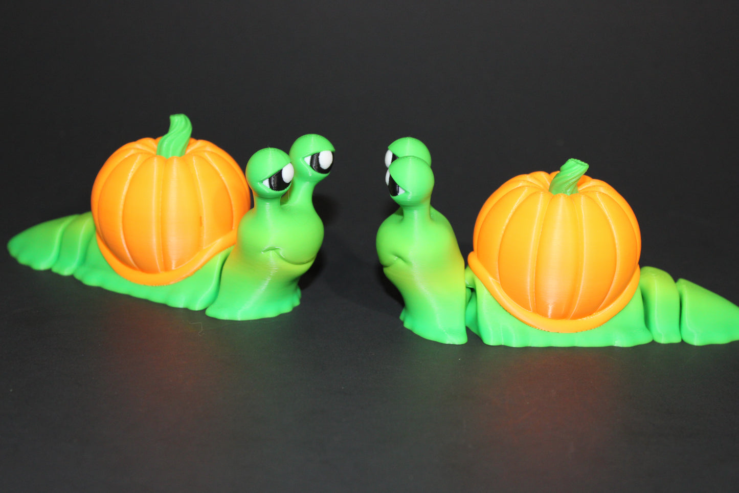 Halloween Edition-Flexi Snail 5.25 inches long-3D Printed Articulated Fidget Toy - Wonderland 3D Printing 