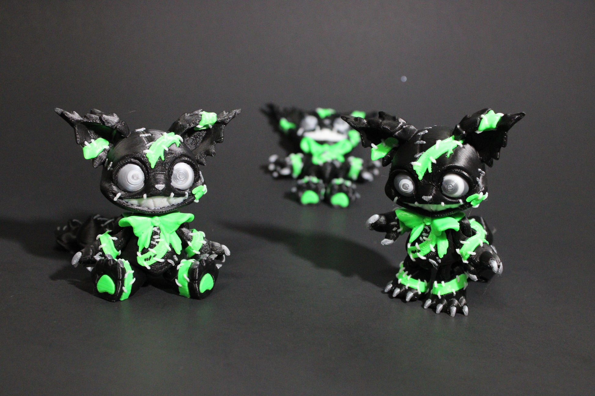 Creepy Cat: 3D Printed Articulated Fidget Toy-3.5" Tall - Wonderland 3D Printing 