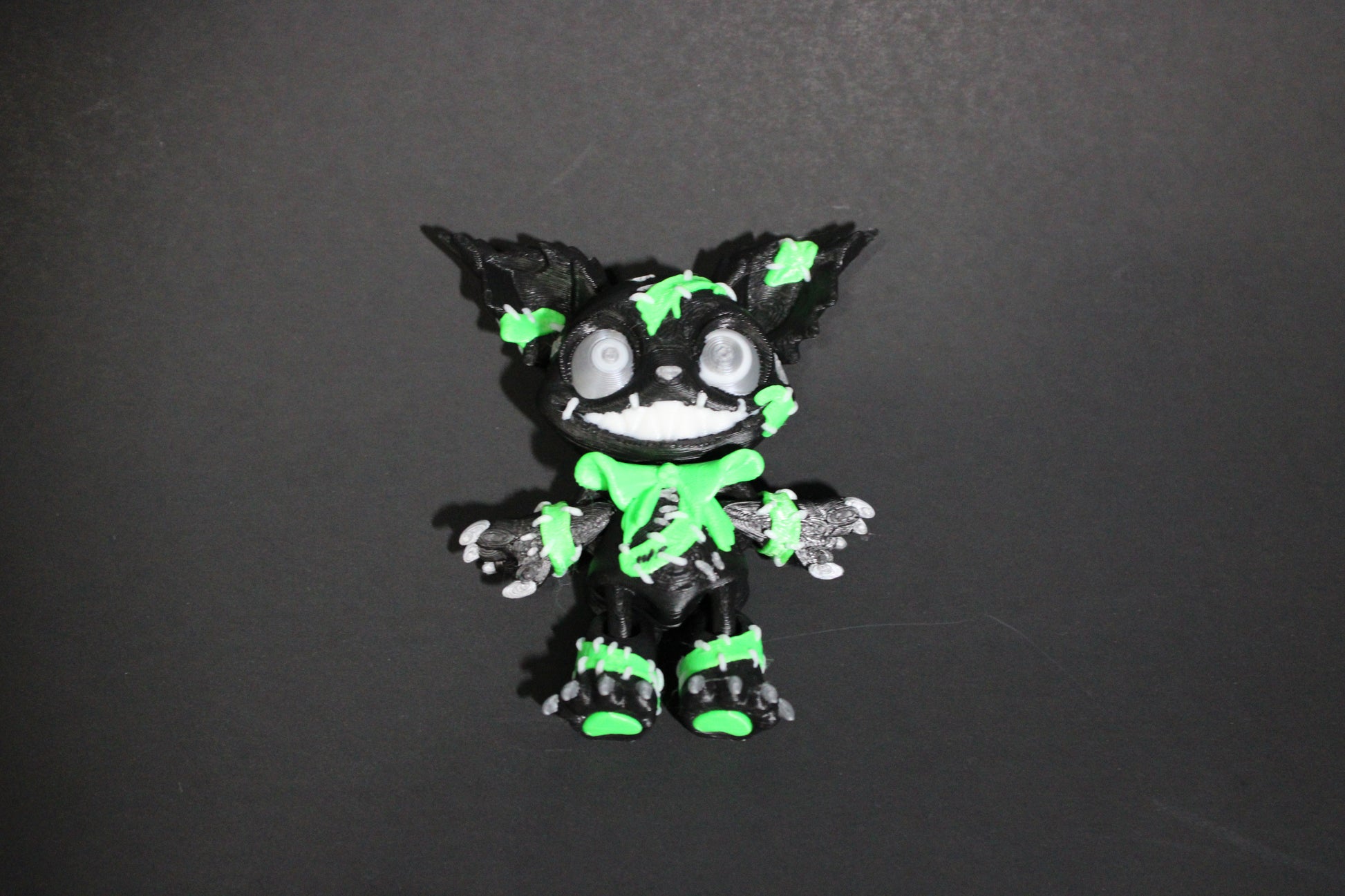 Creepy Cat: 3D Printed Articulated Fidget Toy-3.5" Tall - Wonderland 3D Printing 