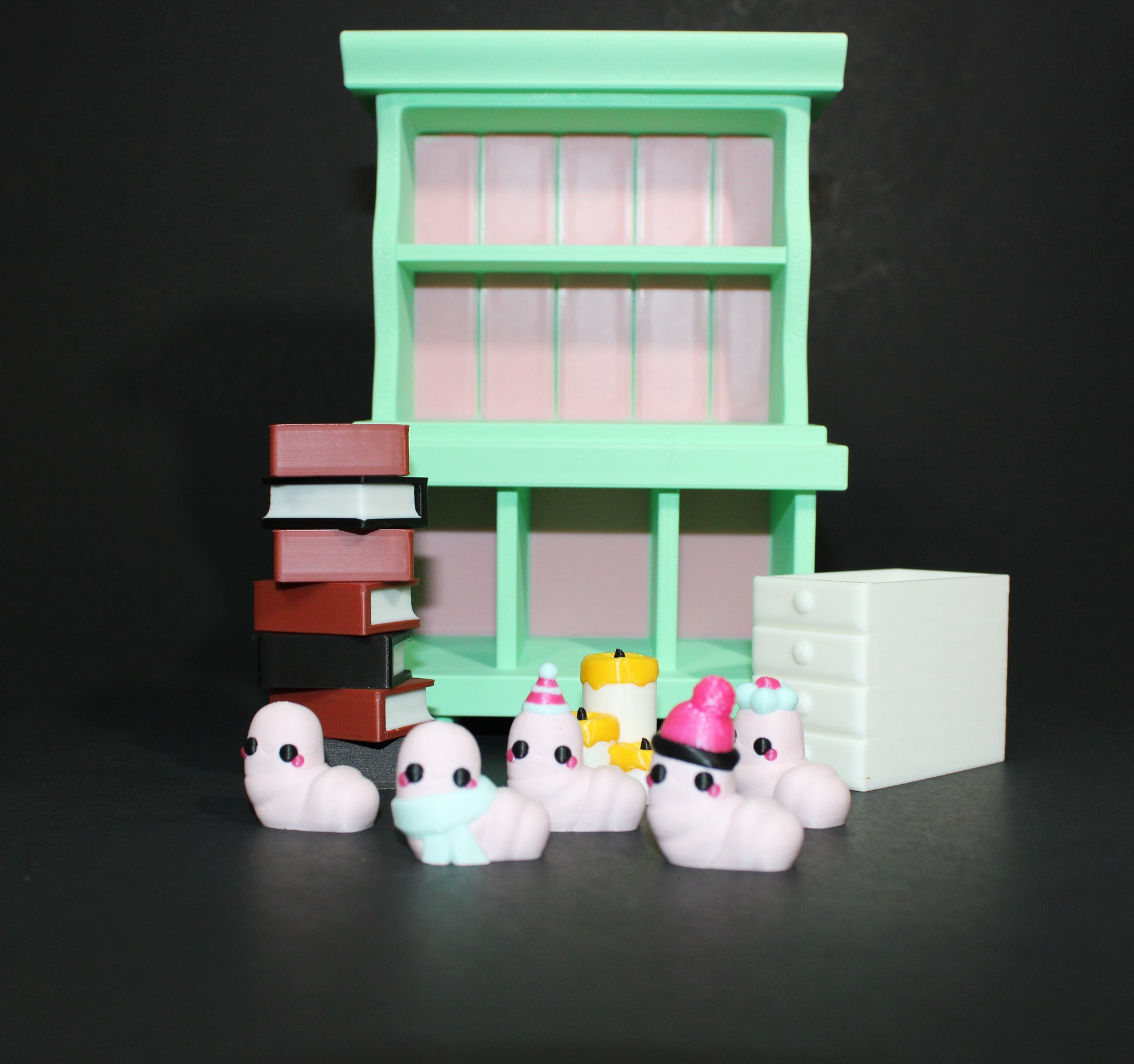 3D-Printed Bookworm Hutch – Includes Worms, Books, a Hutch, and a Candle. - Wonderland 3D Printing 