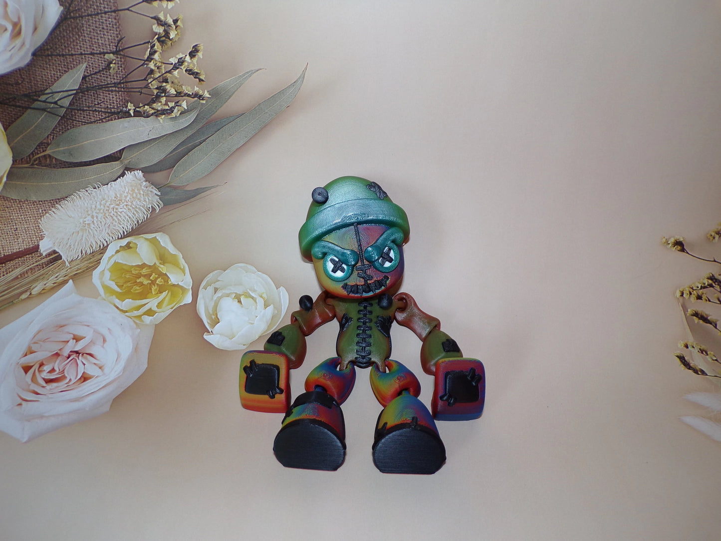 Voodoo Doll (come with custom stand) - Wonderland 3D Printing 