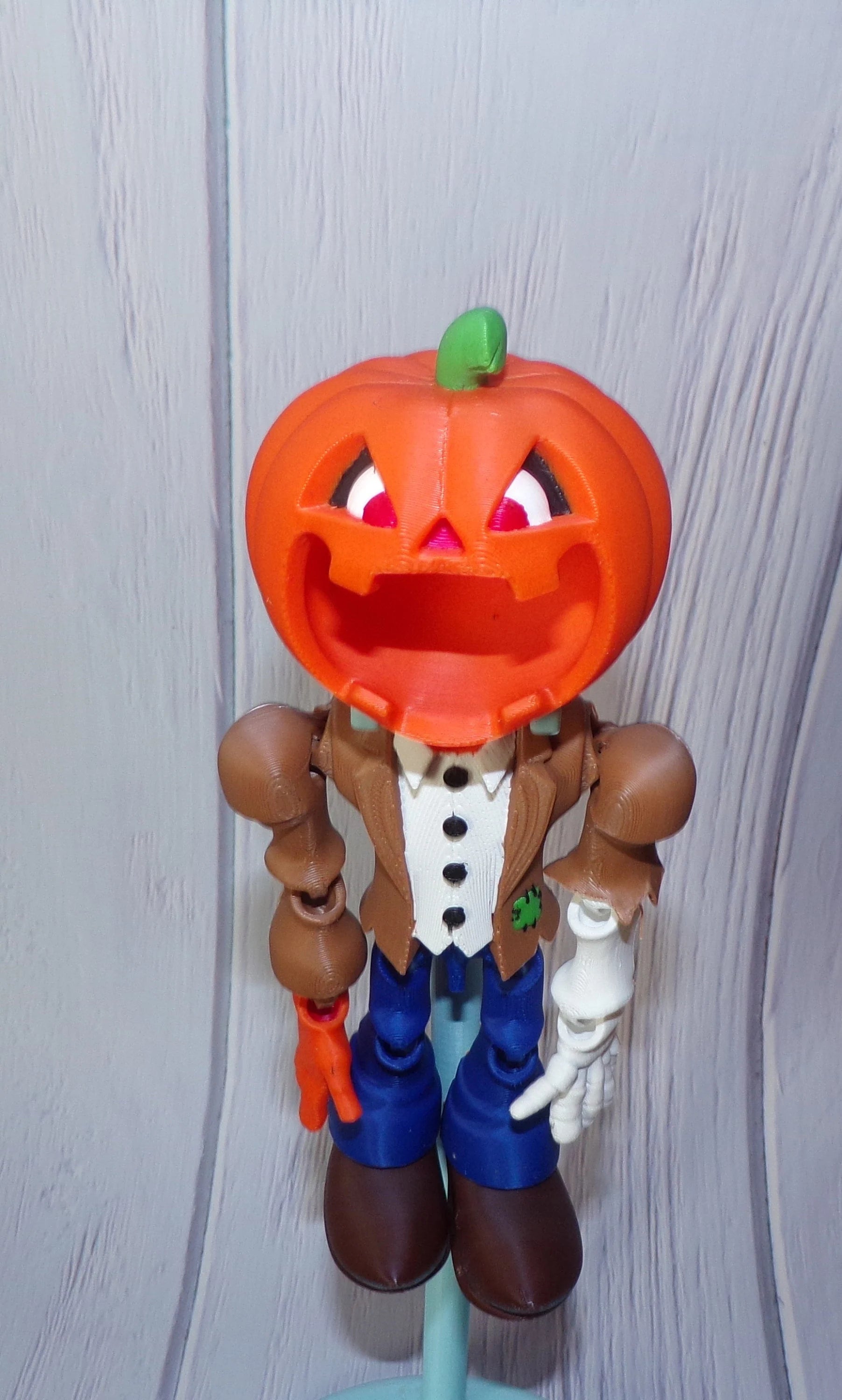 Pumpkin Head:3D Printed Fully Articulated Pumpkin Man - Wonderland 3D Printing 