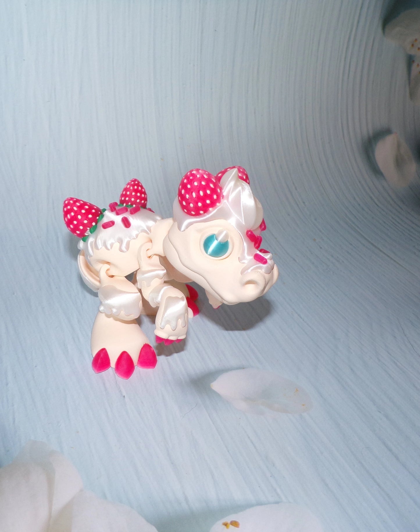 Cupcake Dragon:3D Printed Fully Articulated Cupcake Dragon - Wonderland 3D Printing 