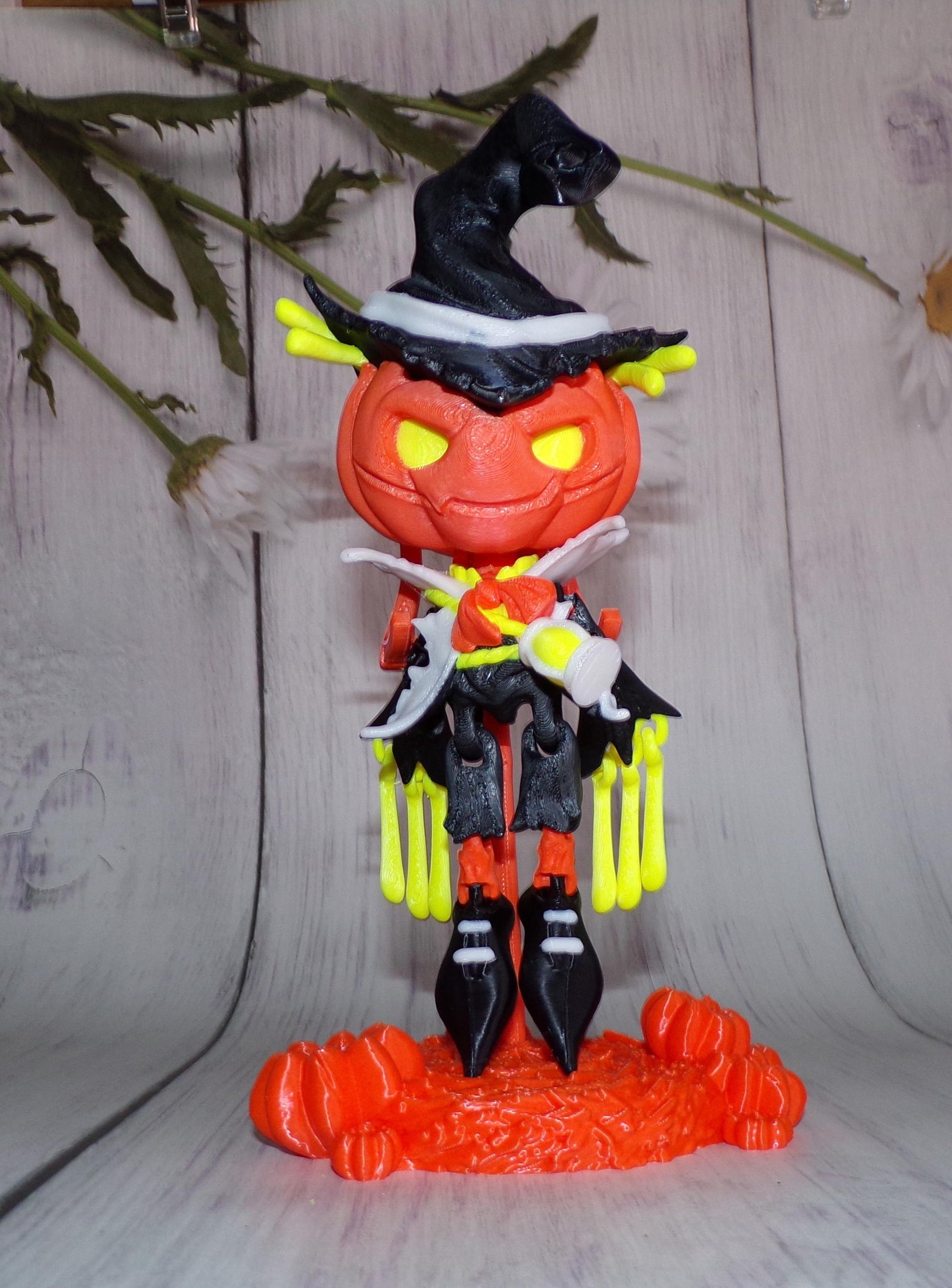 Jack-o-Lantern with Stand 3D Printed Articulated Figurine - Wonderland 3D Printing 